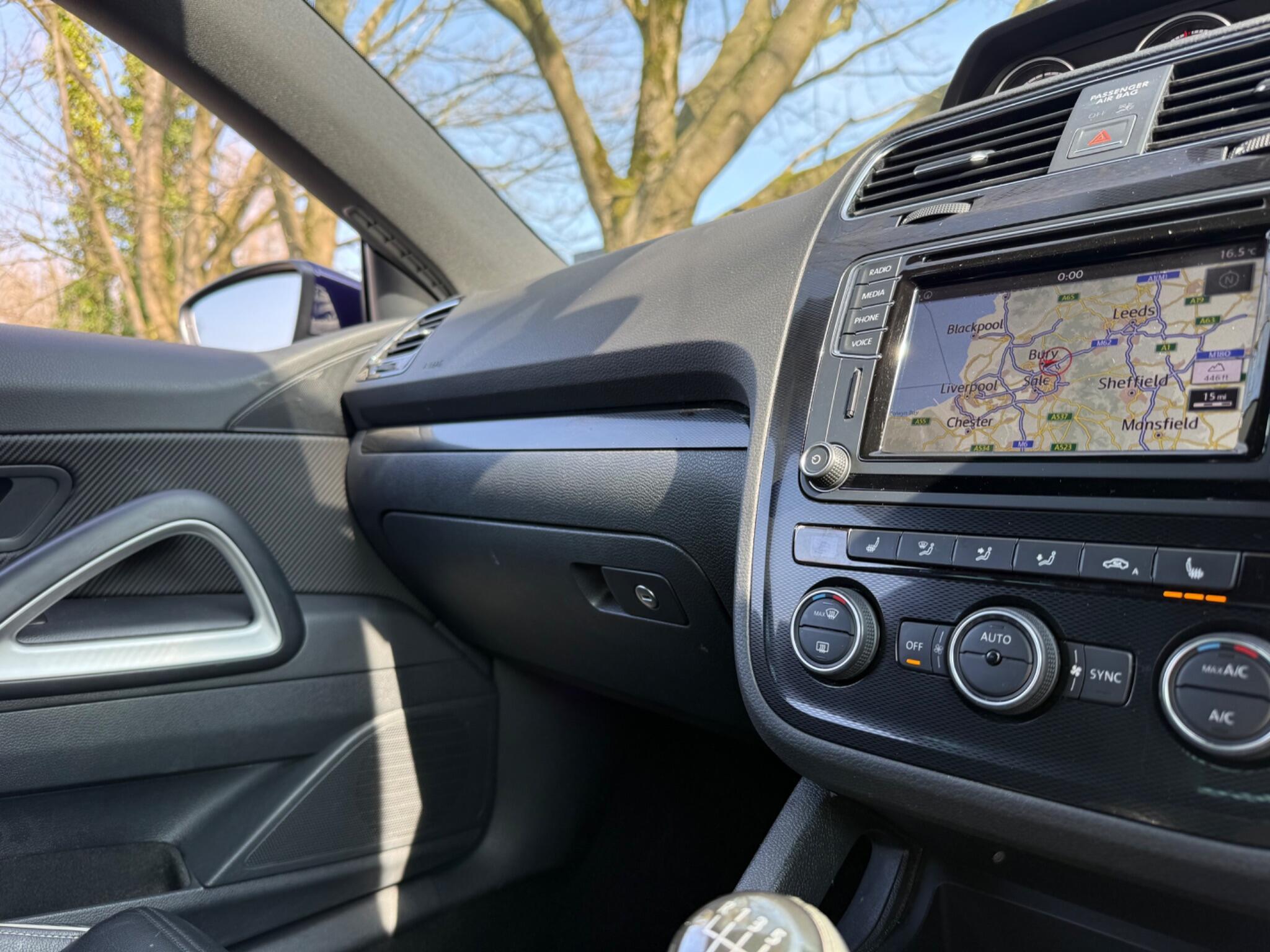 Volkswagen Scirocco - Image 19