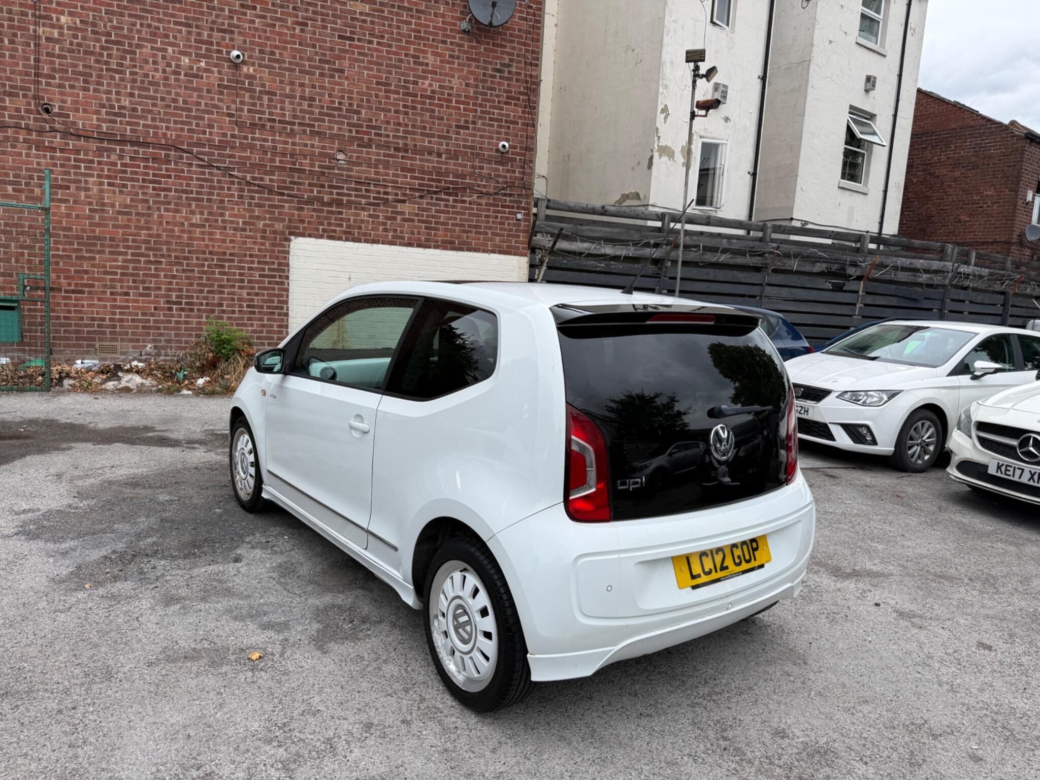 Volkswagen up! - Image 5