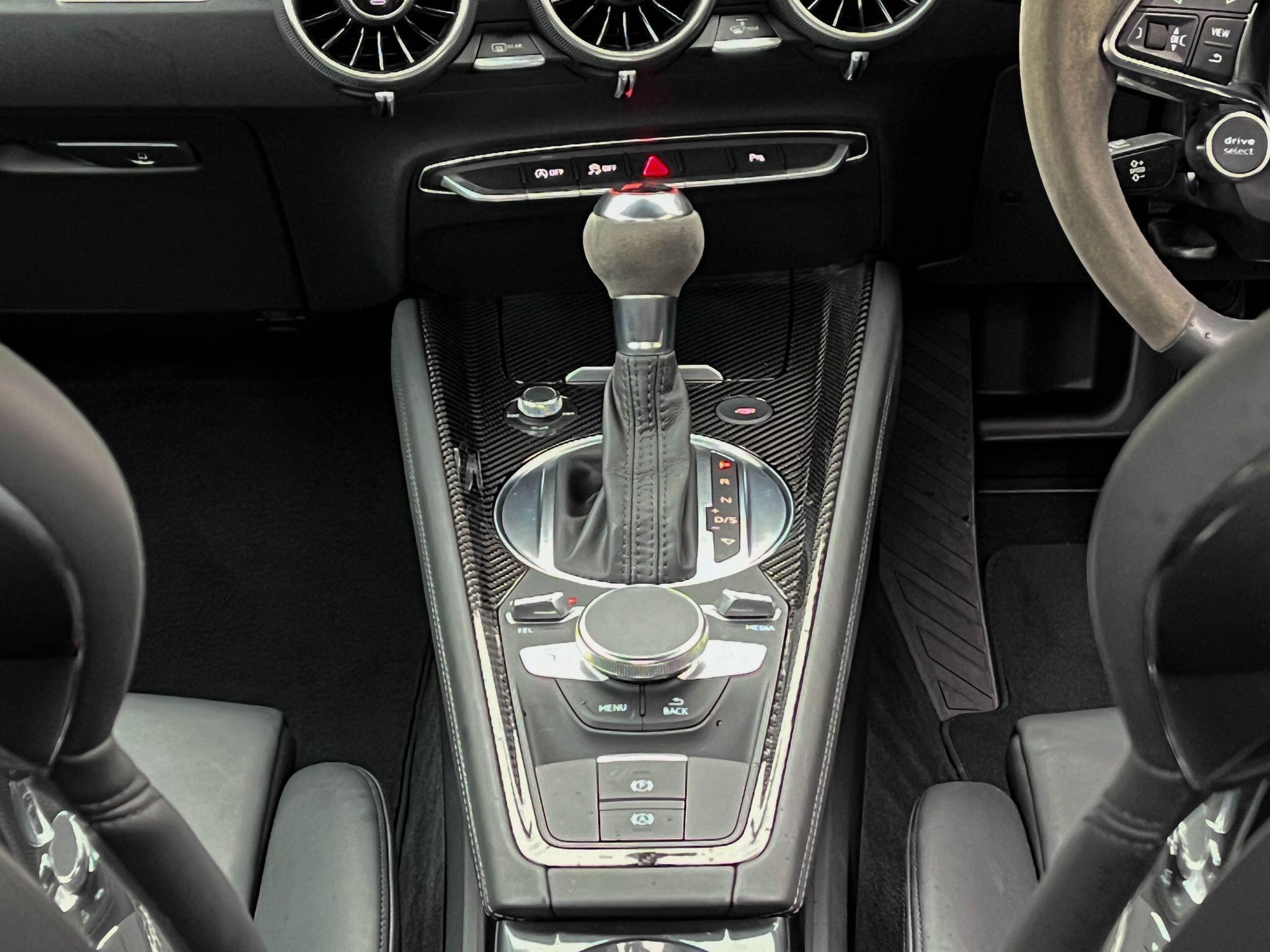 Audi TT RS - Image 9