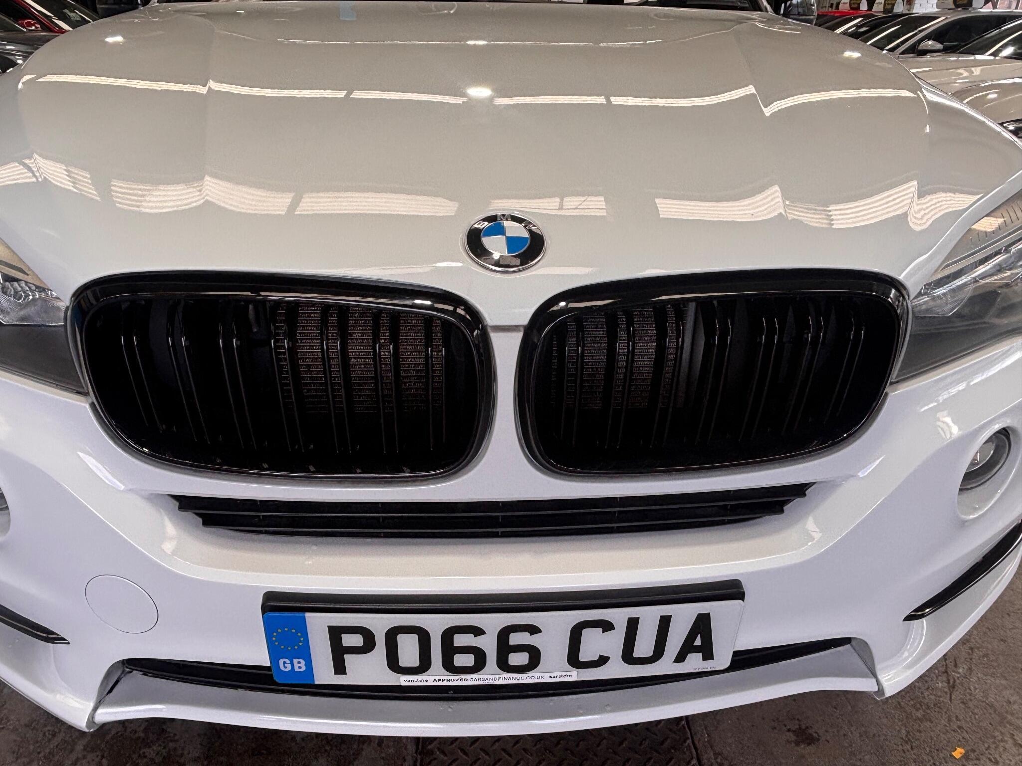 BMW X5 - Image 12