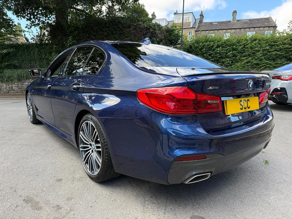 BMW 5 Series - Image 7