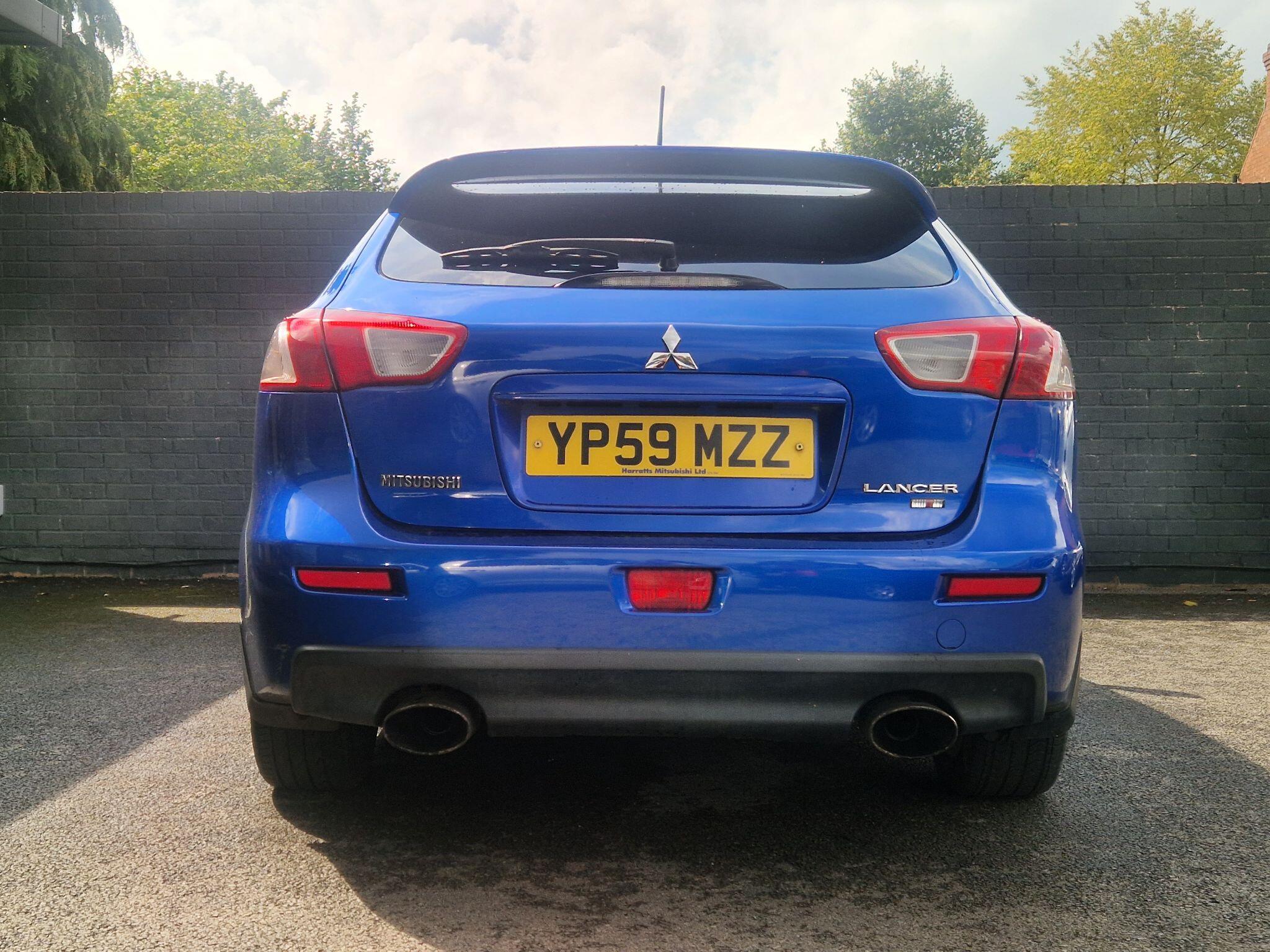 Mitsubishi Lancer - Image 21