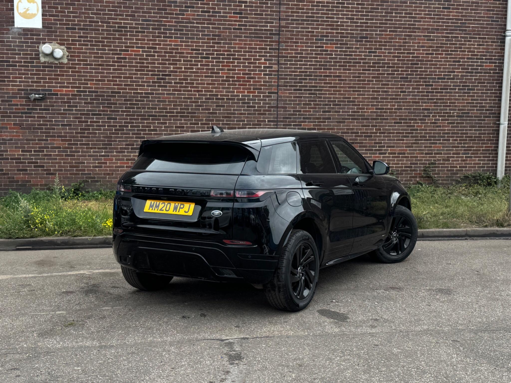 Land Rover Range Rover Evoque - Image 16