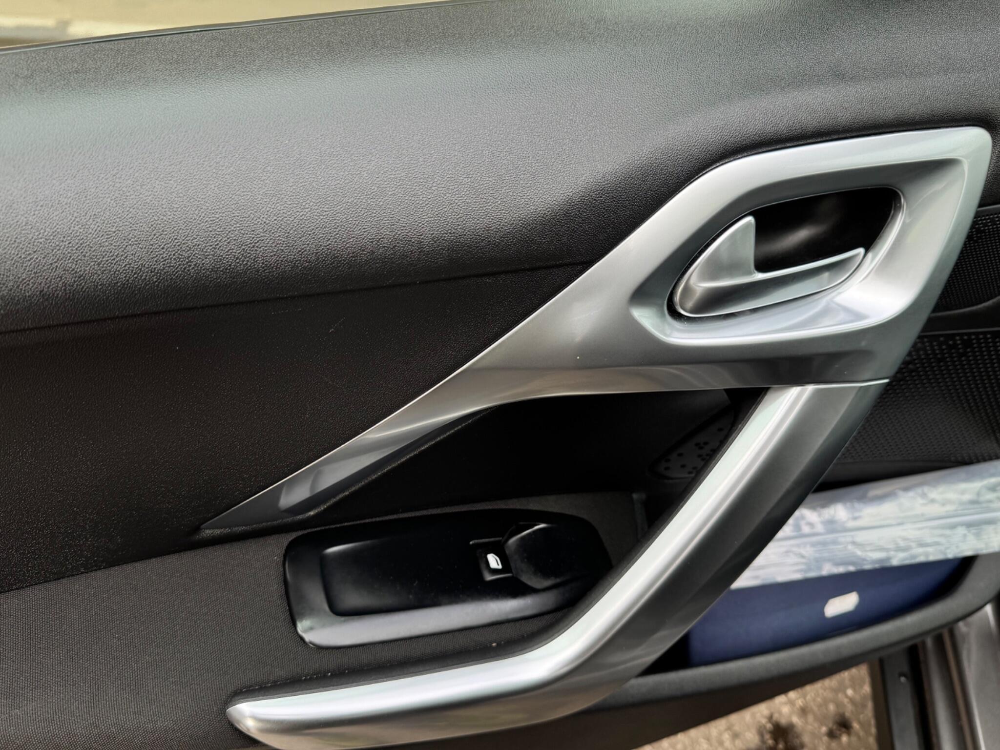 Peugeot 2008 - Image 36