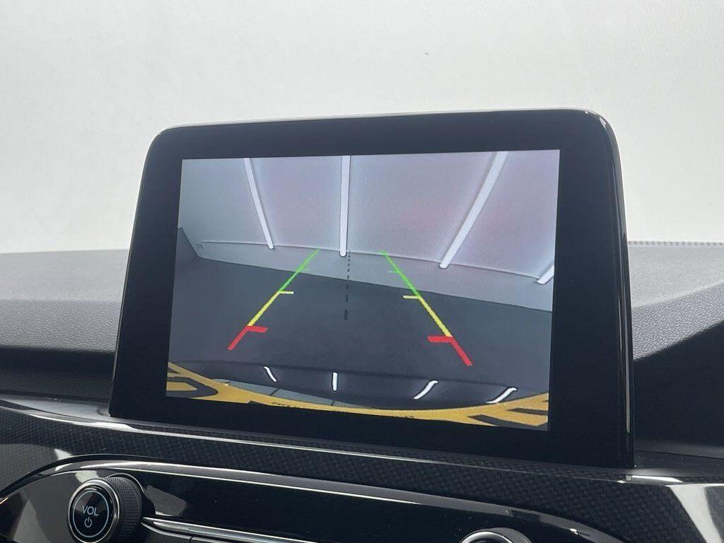 Ford Kuga - Image 43