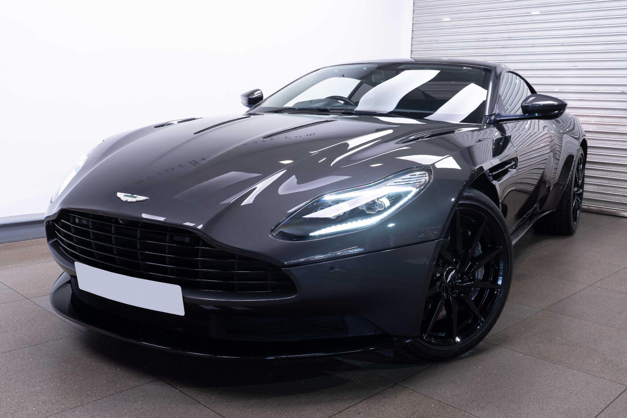 Aston Martin DB11 - Image 2