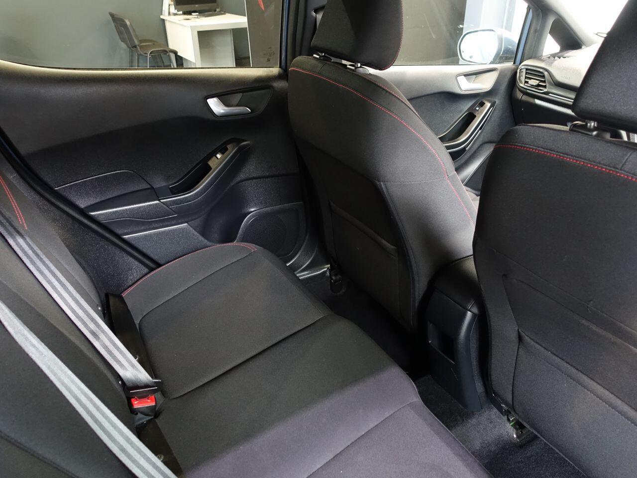 Ford Fiesta - Image 15