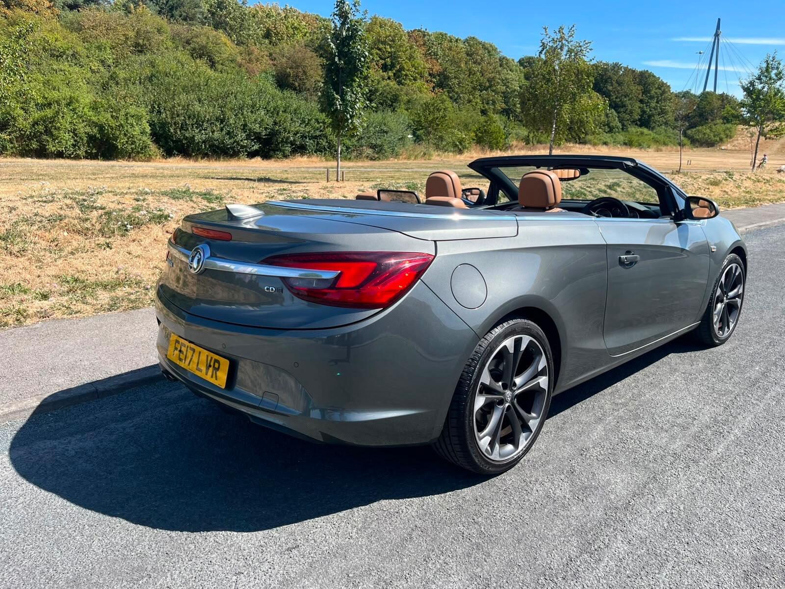 Vauxhall Cascada - Image 3