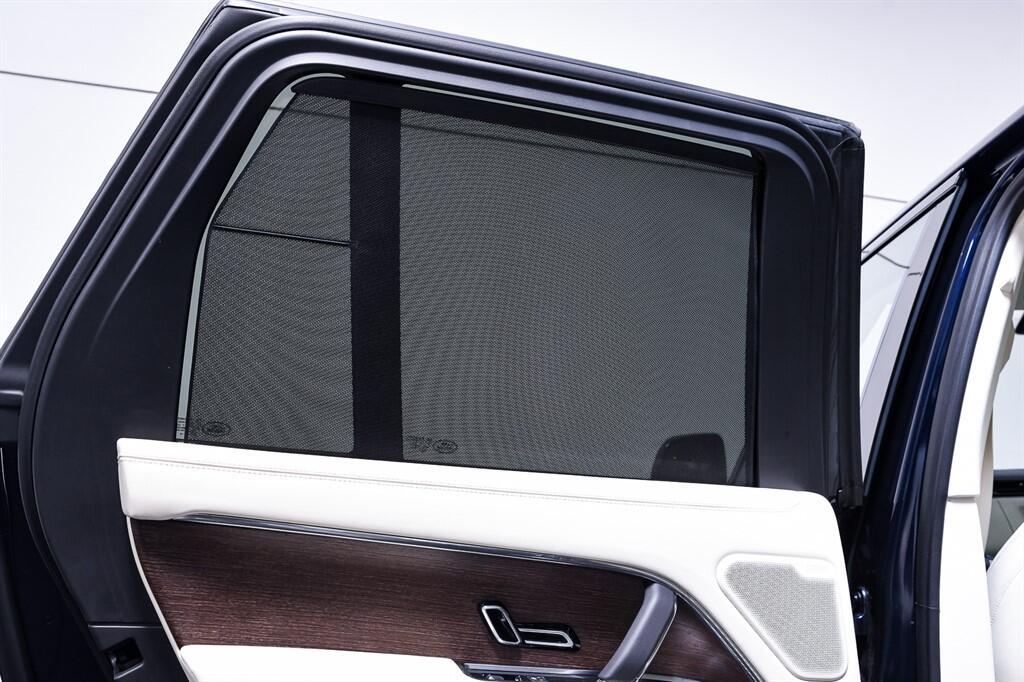 Land Rover Range Rover - Image 19