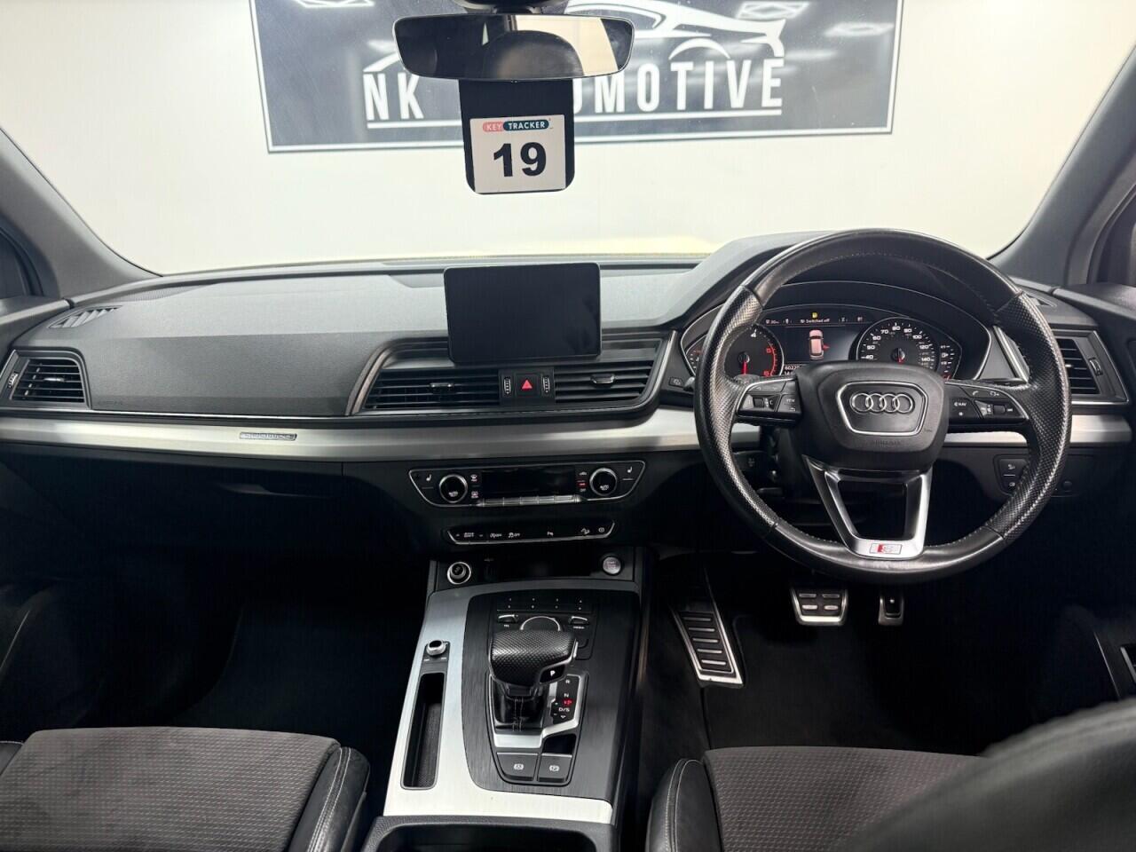Audi Q5 - Image 20