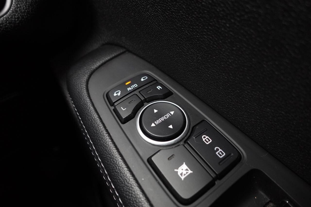Kia Sorento - Image 49
