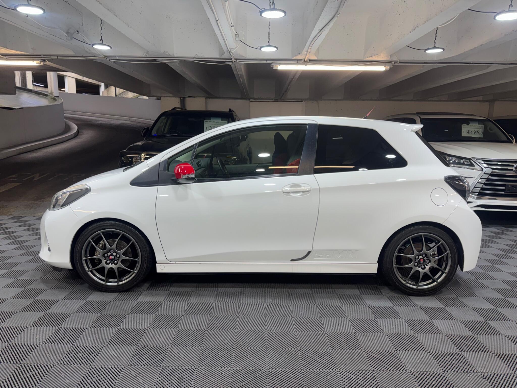 Toyota Yaris - Image 2