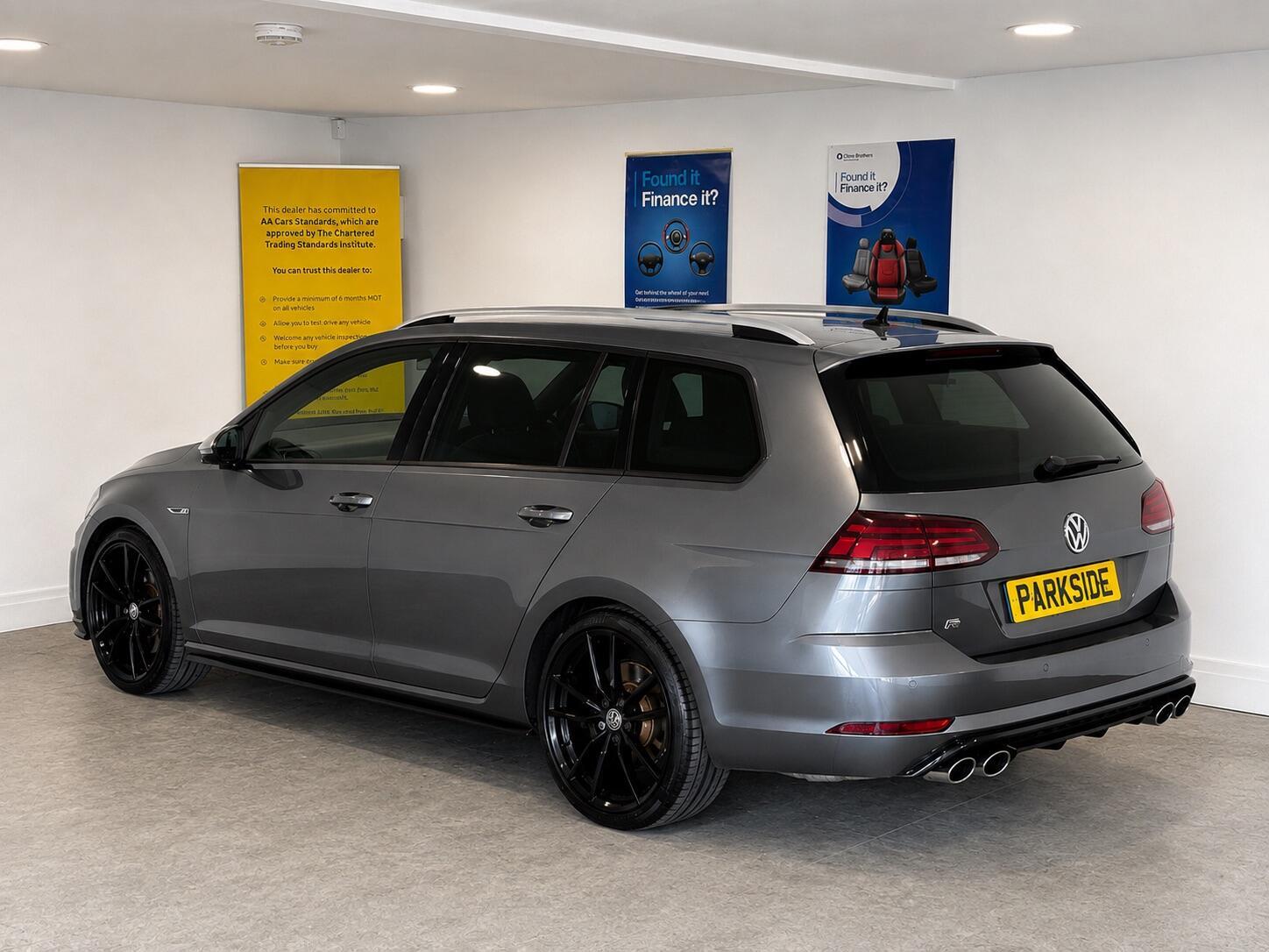 Volkswagen Golf - Image 5