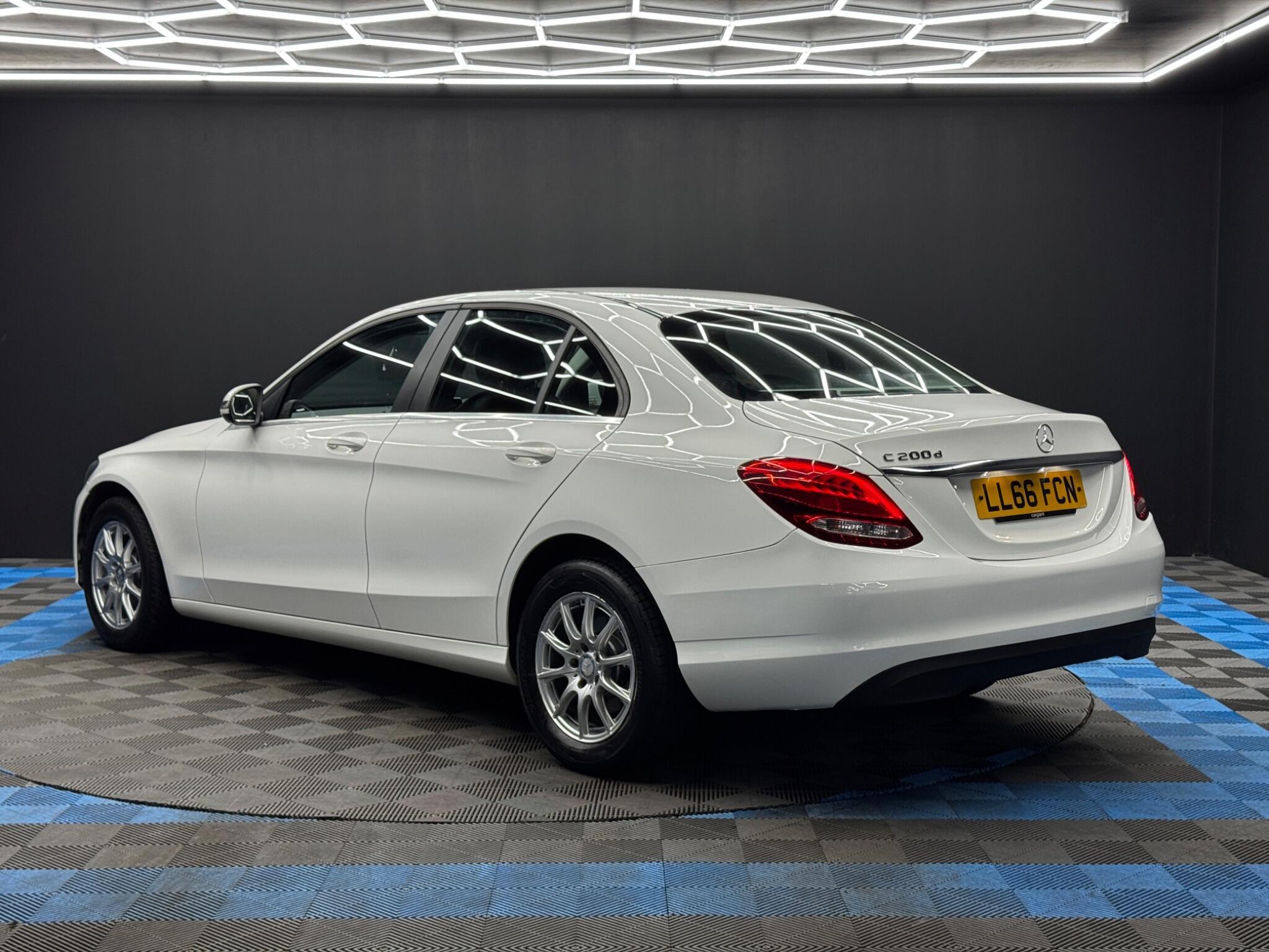 Mercedes C Class - Image 7