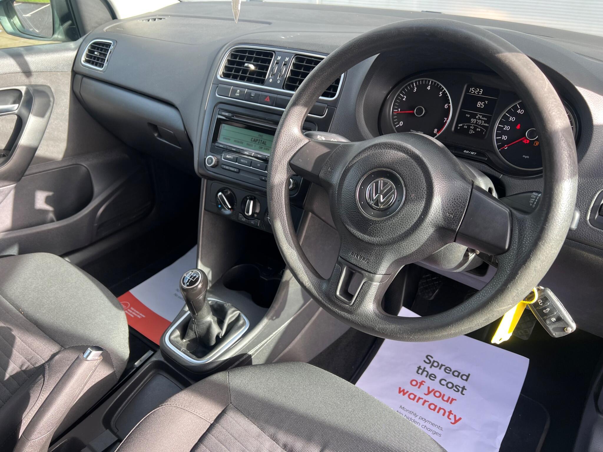 Volkswagen Polo - Image 14