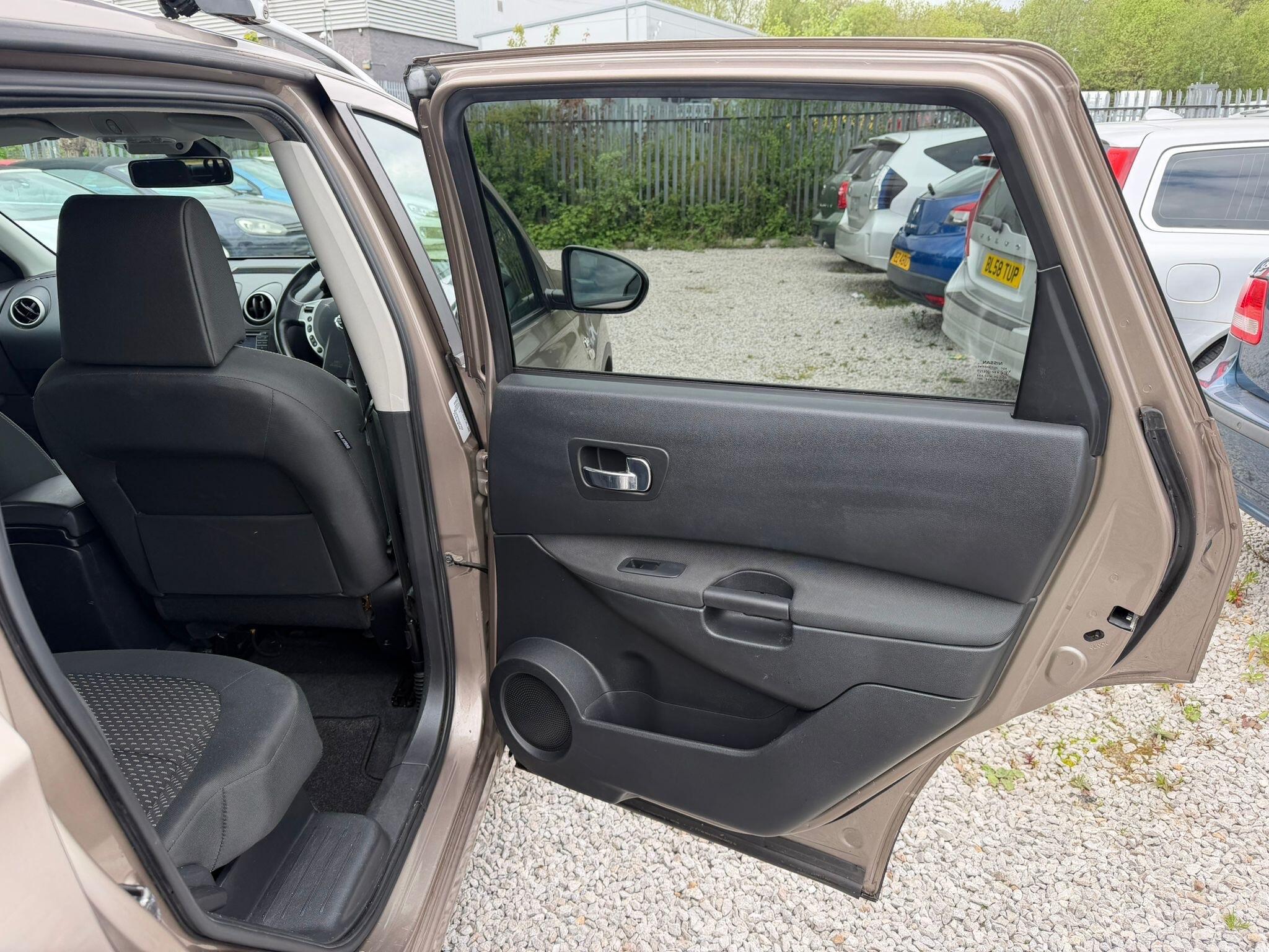 Nissan QASHQAI+2 - Image 9