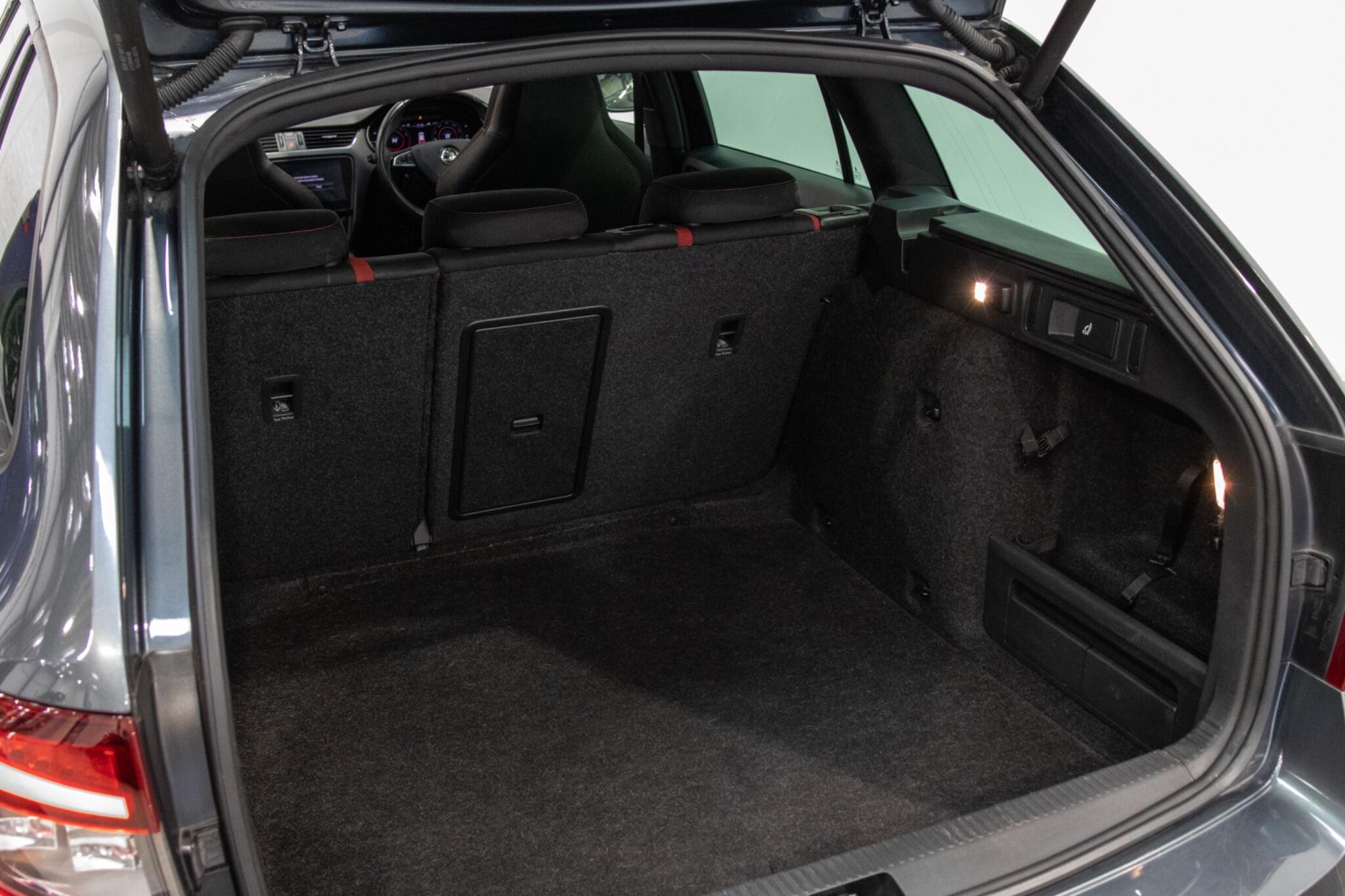 Skoda Octavia - Image 9