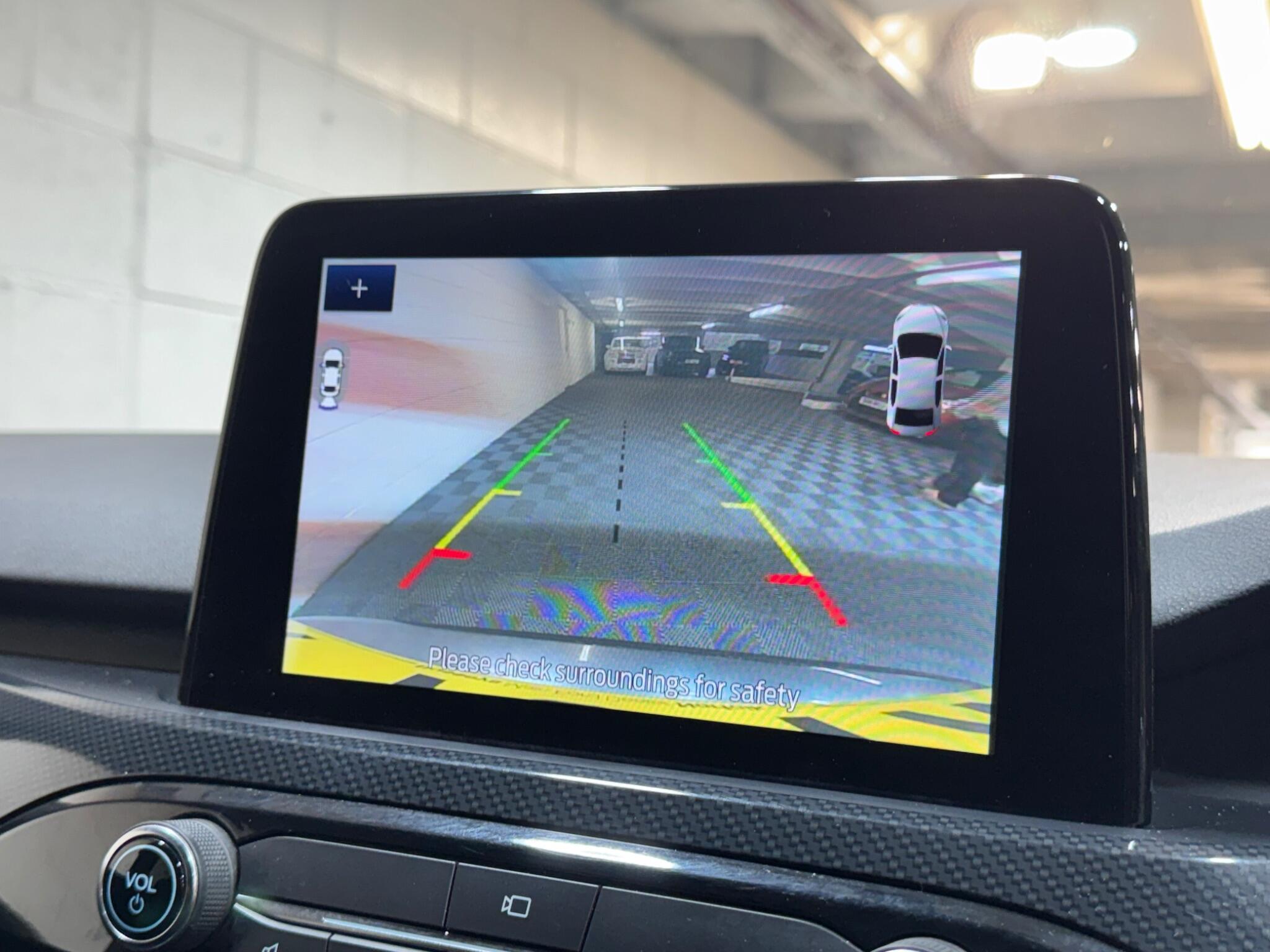 Ford Kuga - Image 14