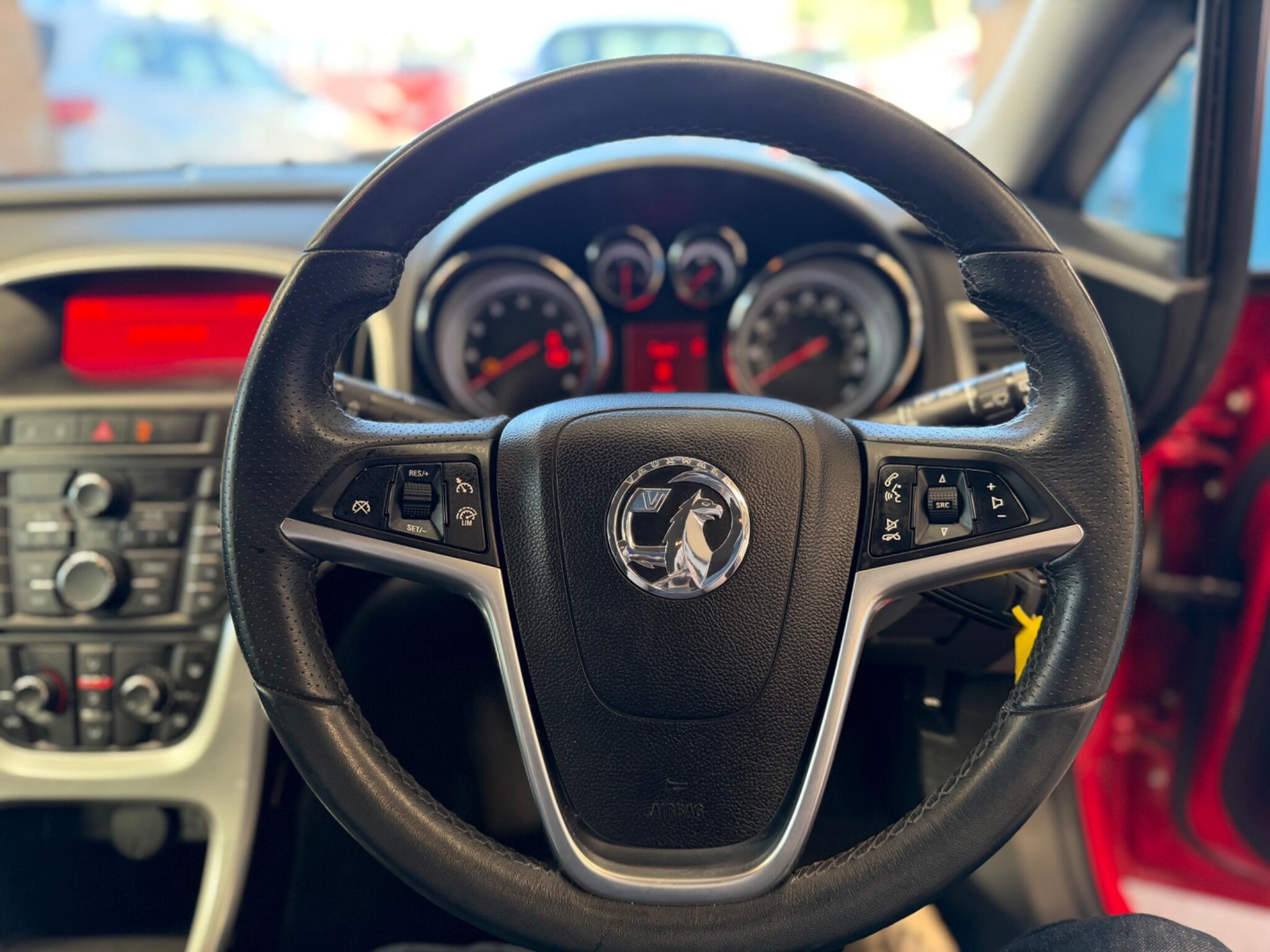 Vauxhall Astra - Image 19