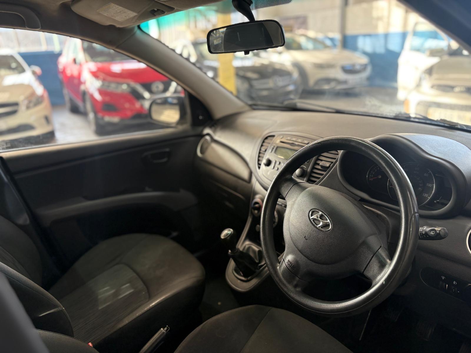 Hyundai i10 - Image 11