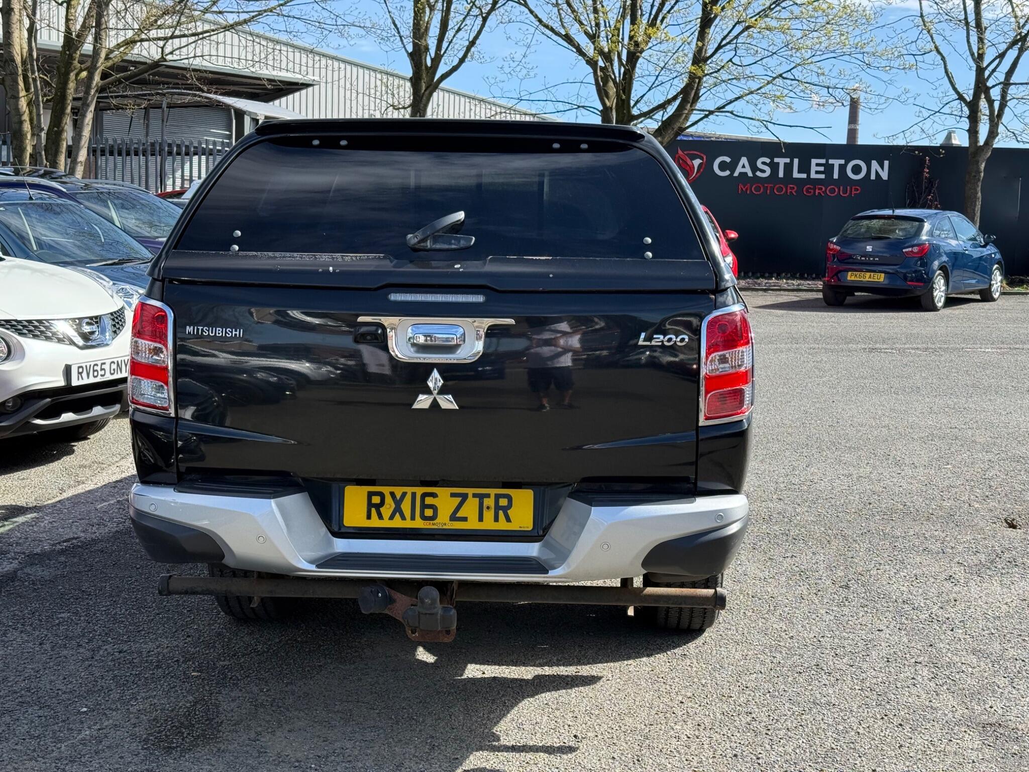 Mitsubishi L200 - Image 2