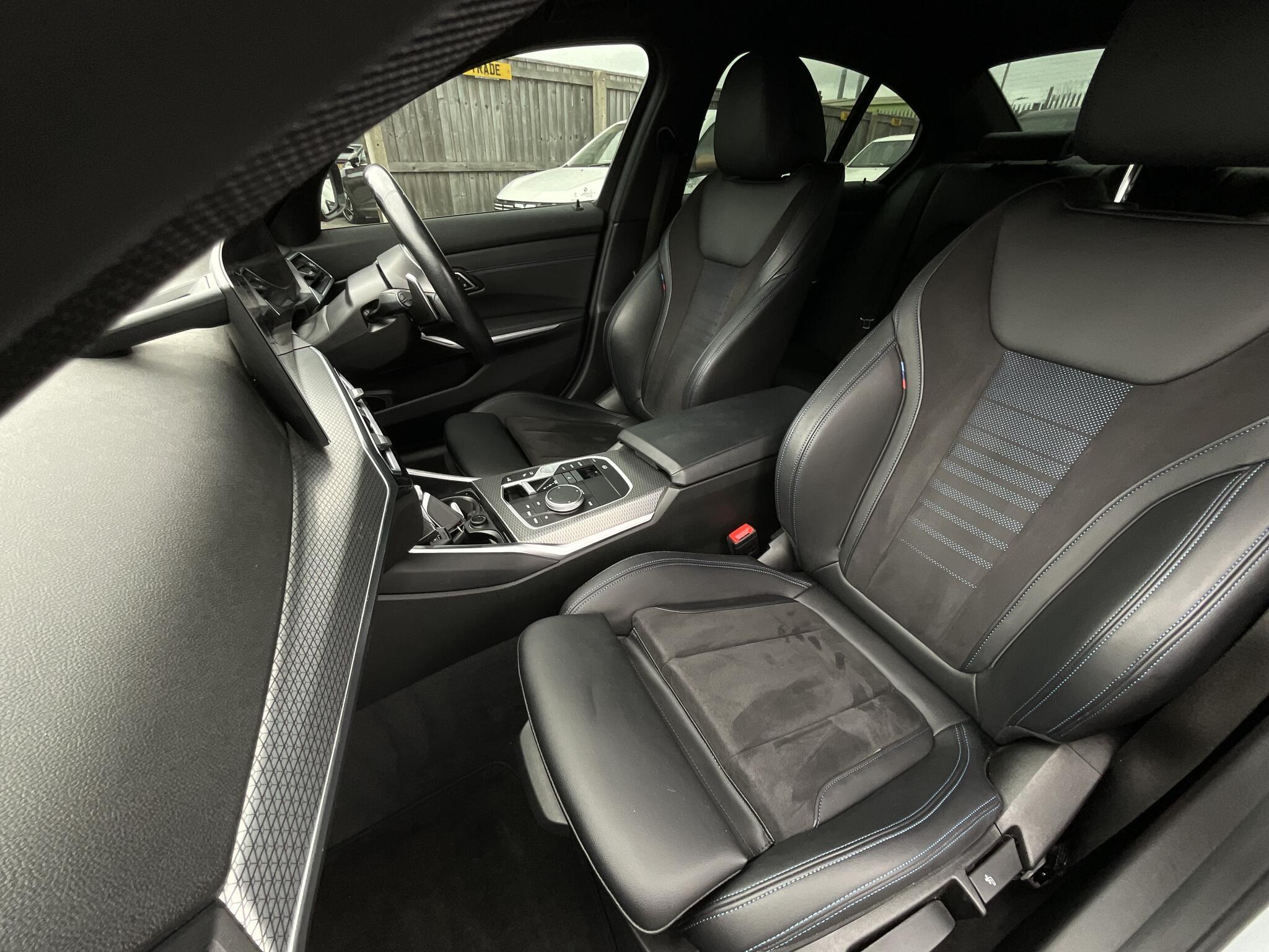 BMW 3 Series - Image 17