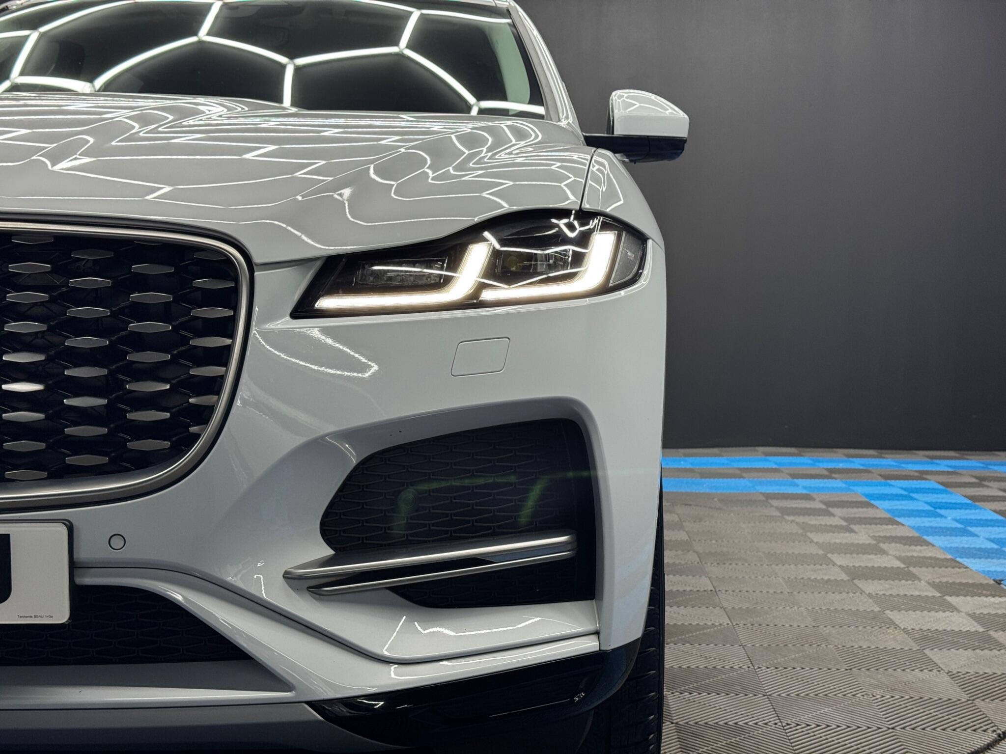 Jaguar F-Pace - Image 49