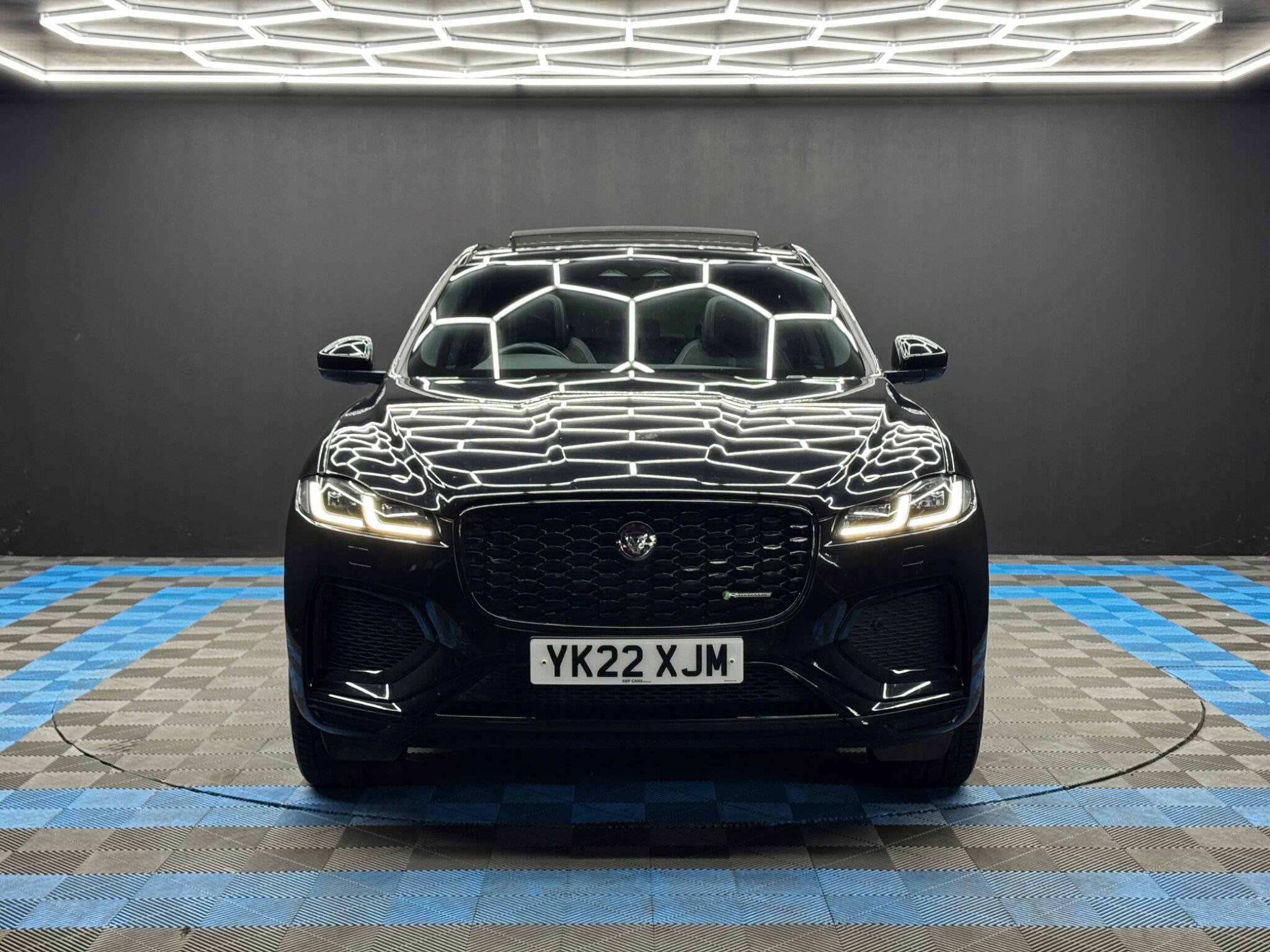 Jaguar F-Pace - Image 2