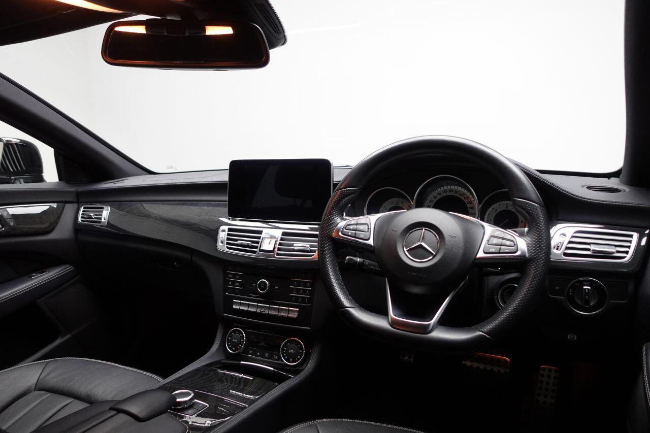 Mercedes CLS Class - Image 13