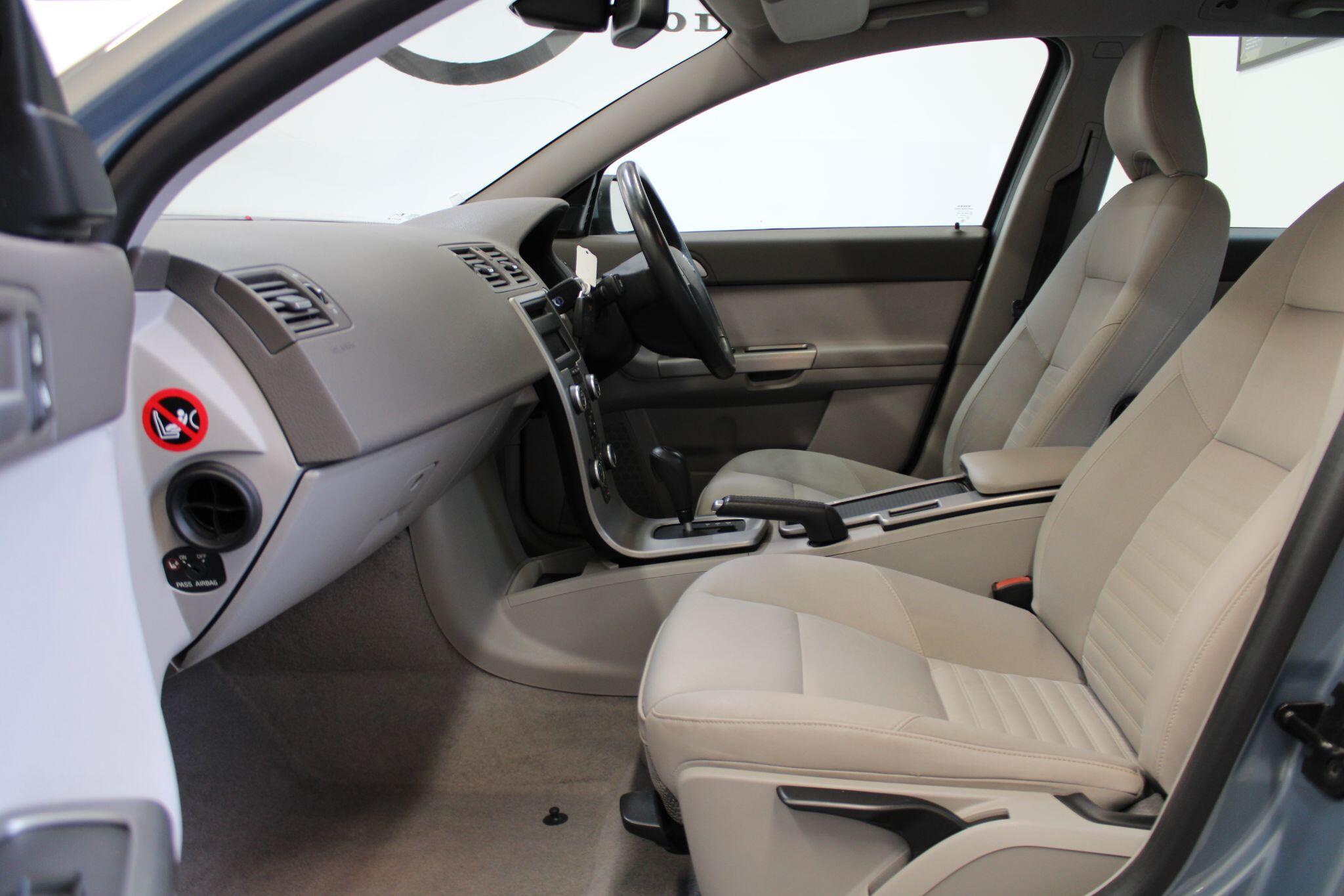 Volvo V50 - Image 31