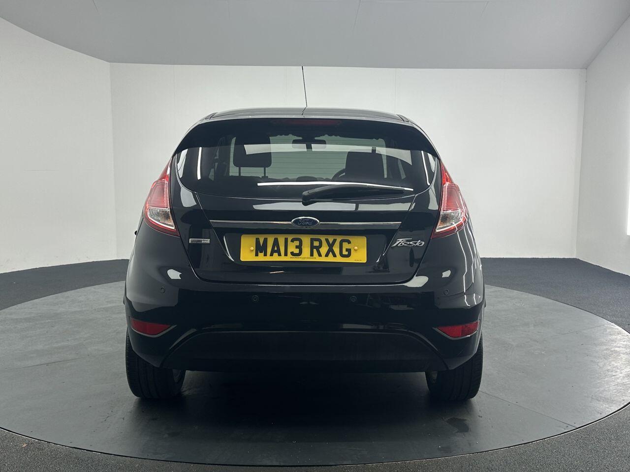 Ford Fiesta - Image 10