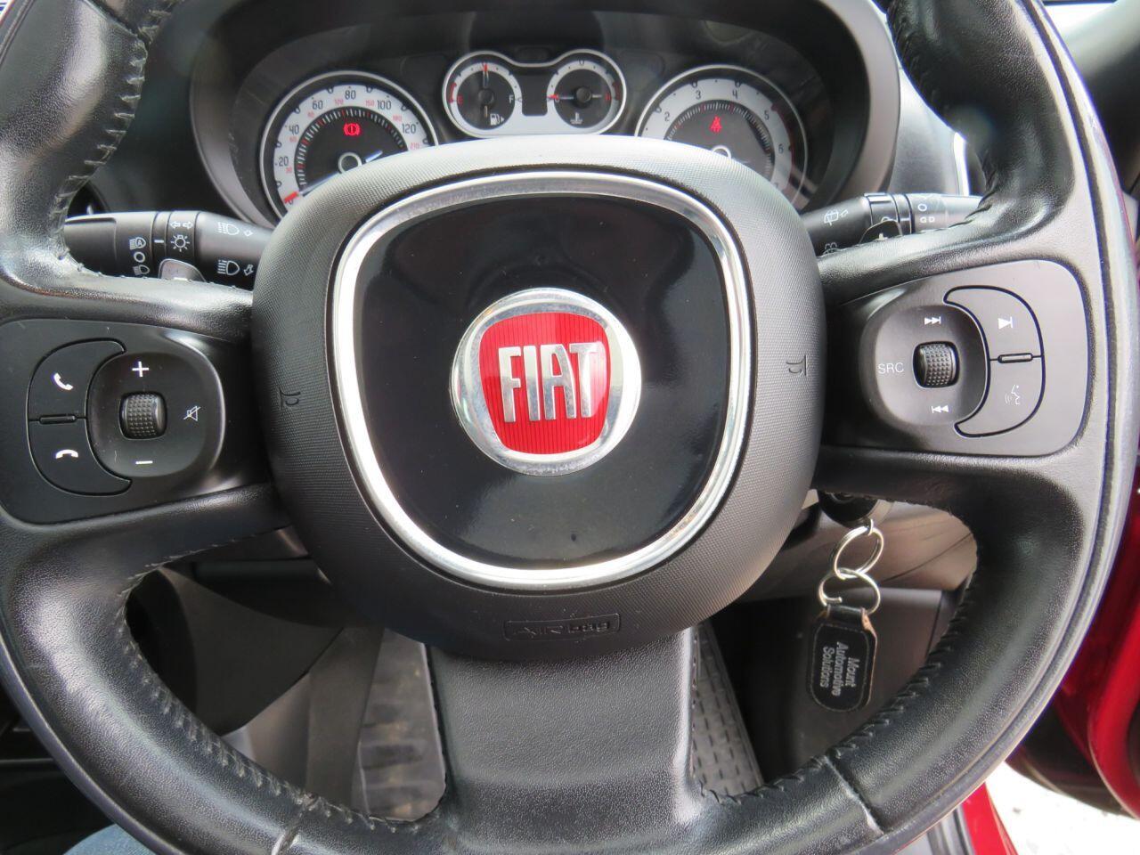 Fiat 500L - Image 16