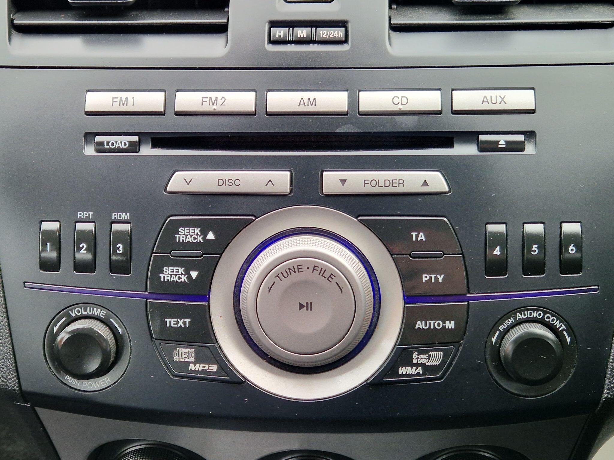 Mazda MAZDA3 - Image 48