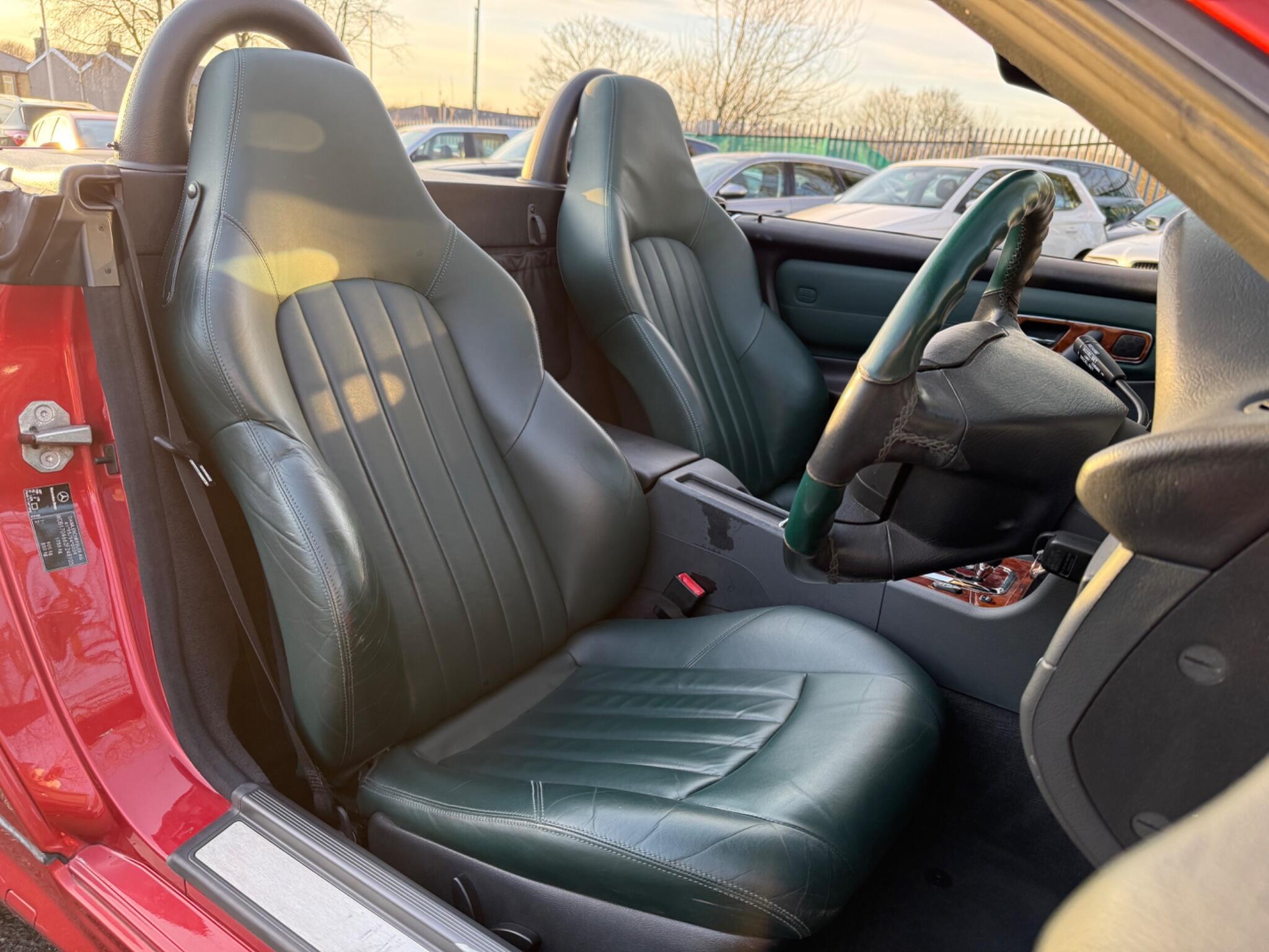 Mercedes SLK - Image 31