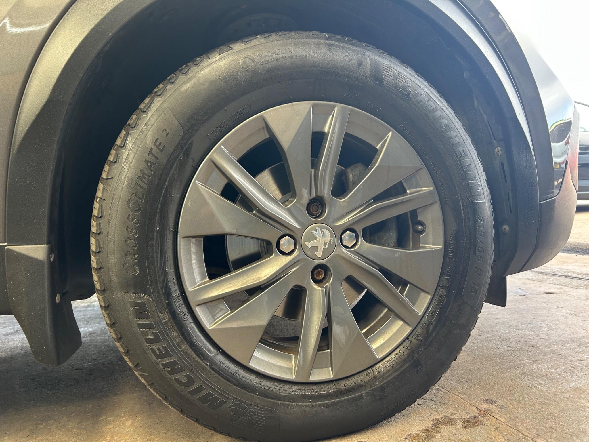 Peugeot 2008 - Image 20