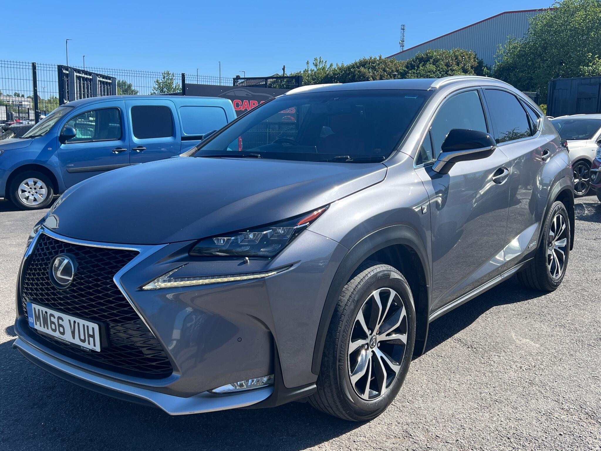 Lexus NX - Image 4