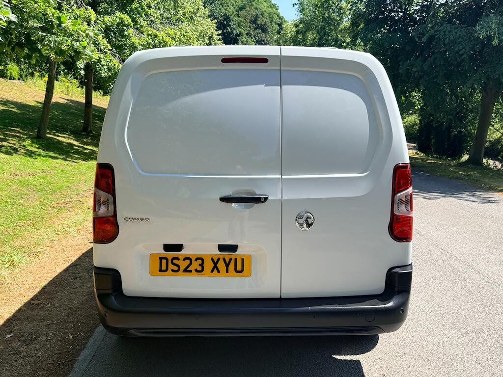 Vauxhall Combo - Image 6