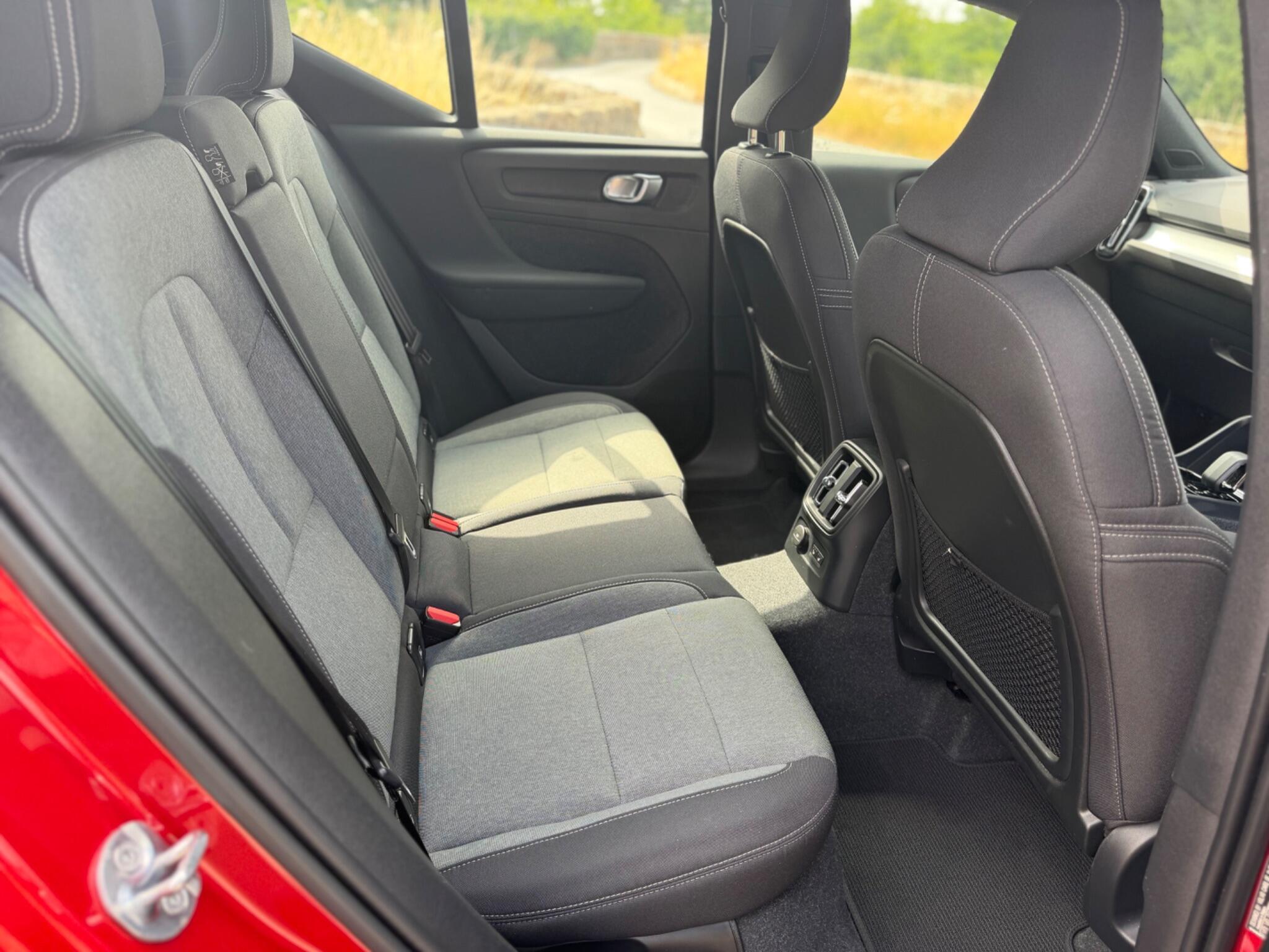 Volvo XC40 - Image 17
