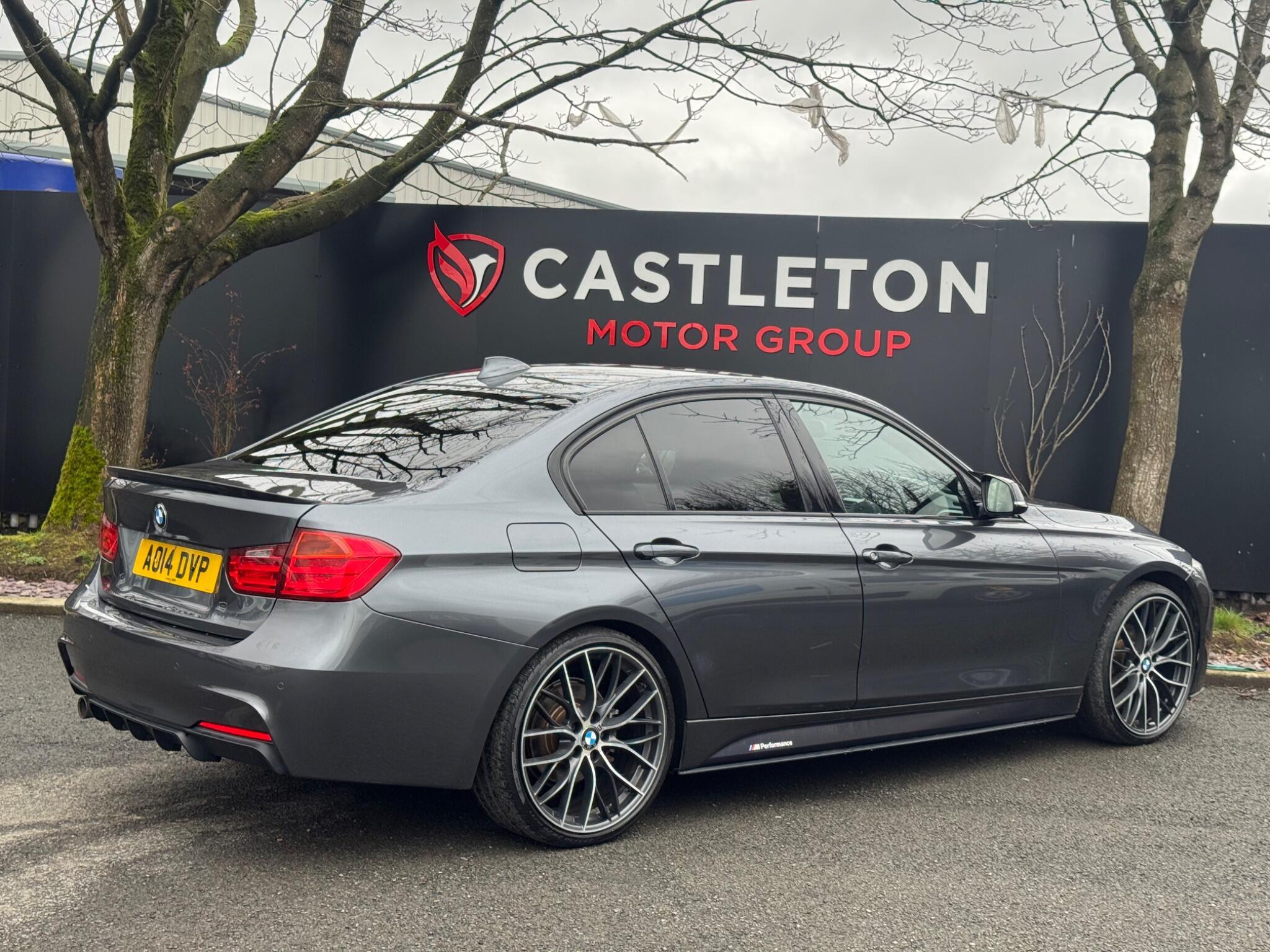 BMW 3 Series - Image 9