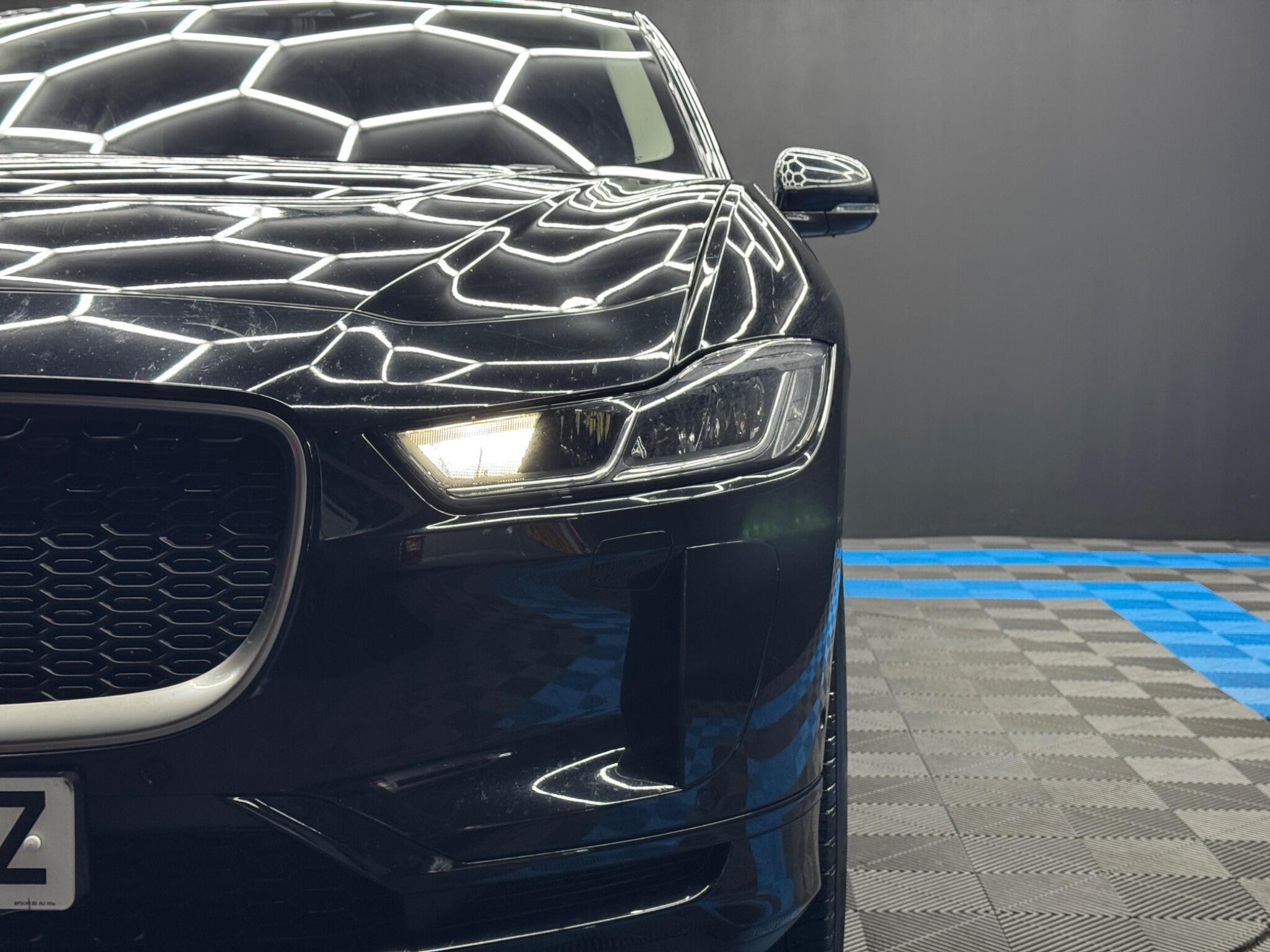 Jaguar I-Pace - Image 46