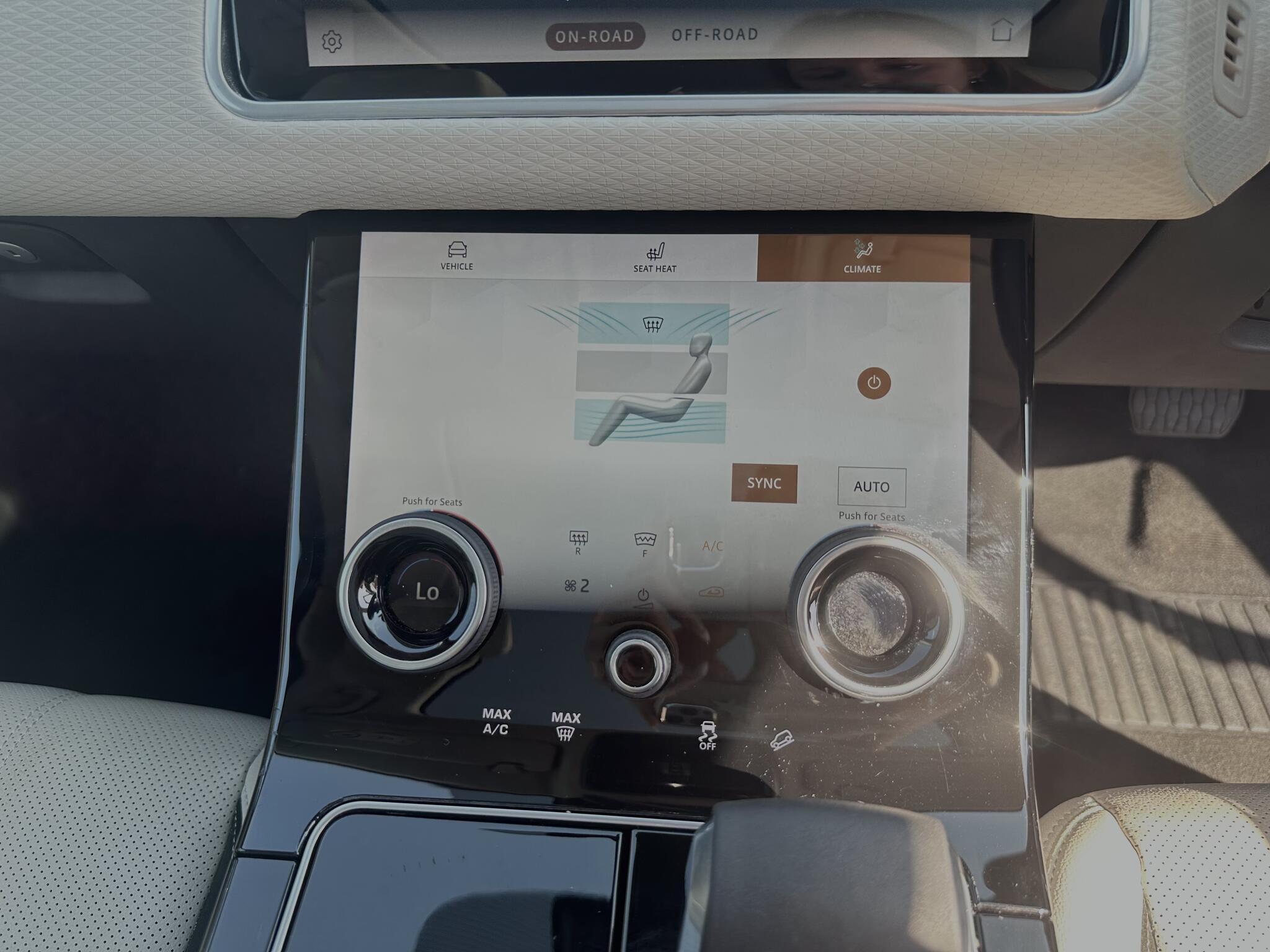 Land Rover Range Rover Velar - Image 3