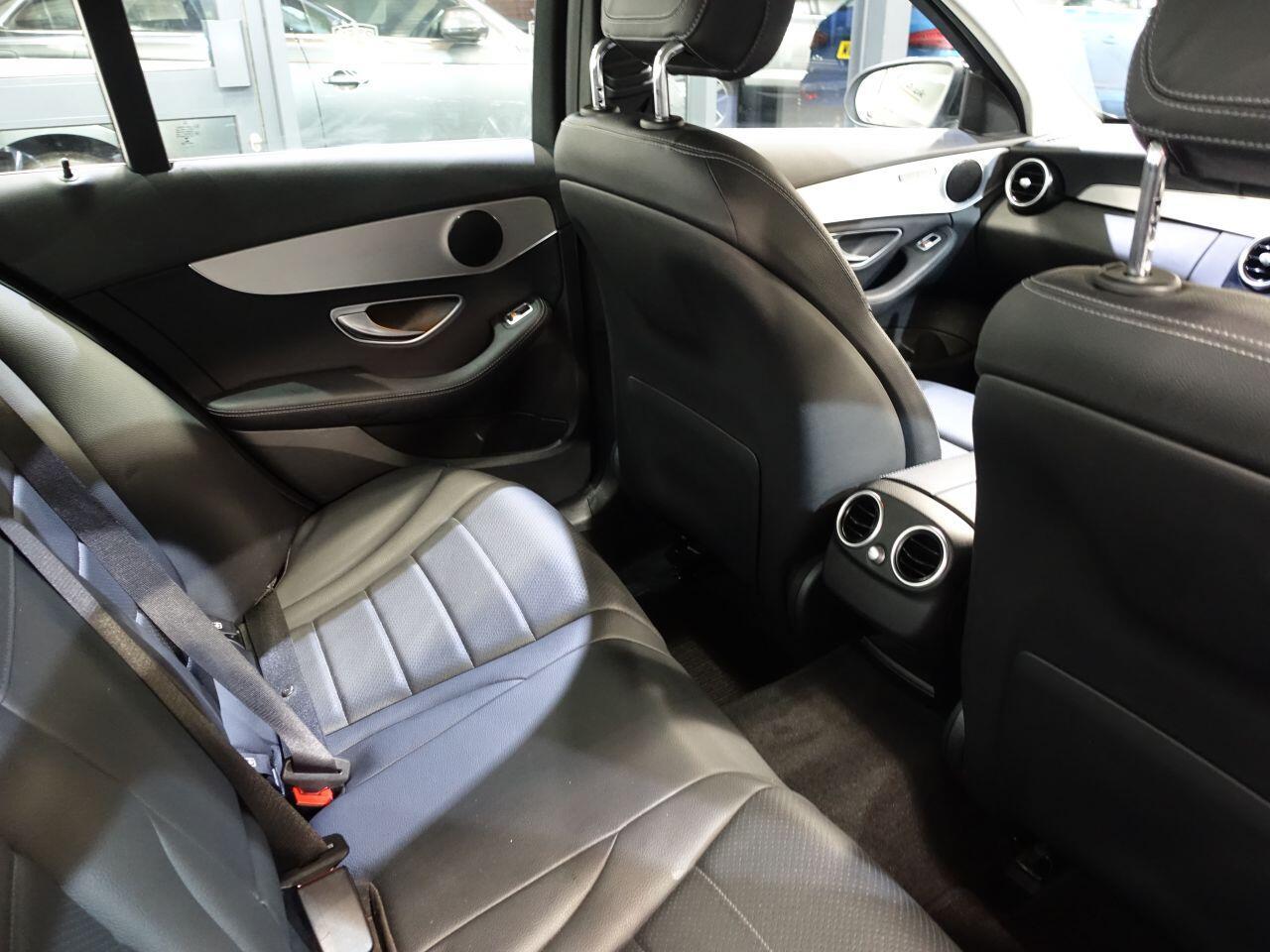 Mercedes C-Class - Image 21