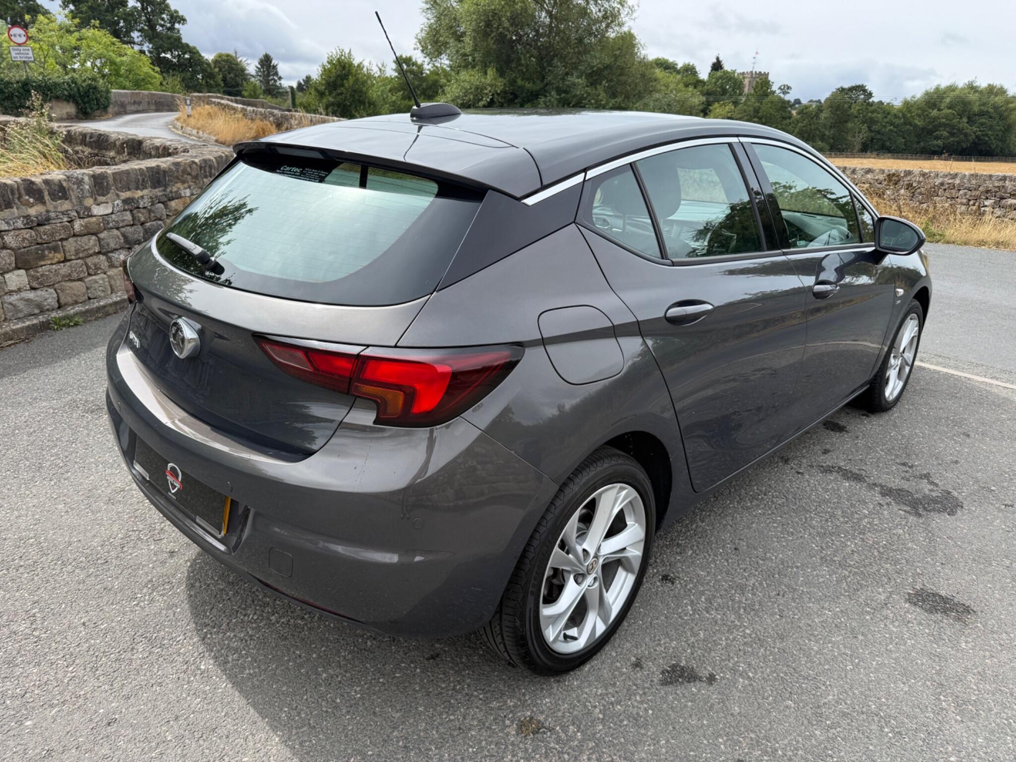Vauxhall Astra - Image 3