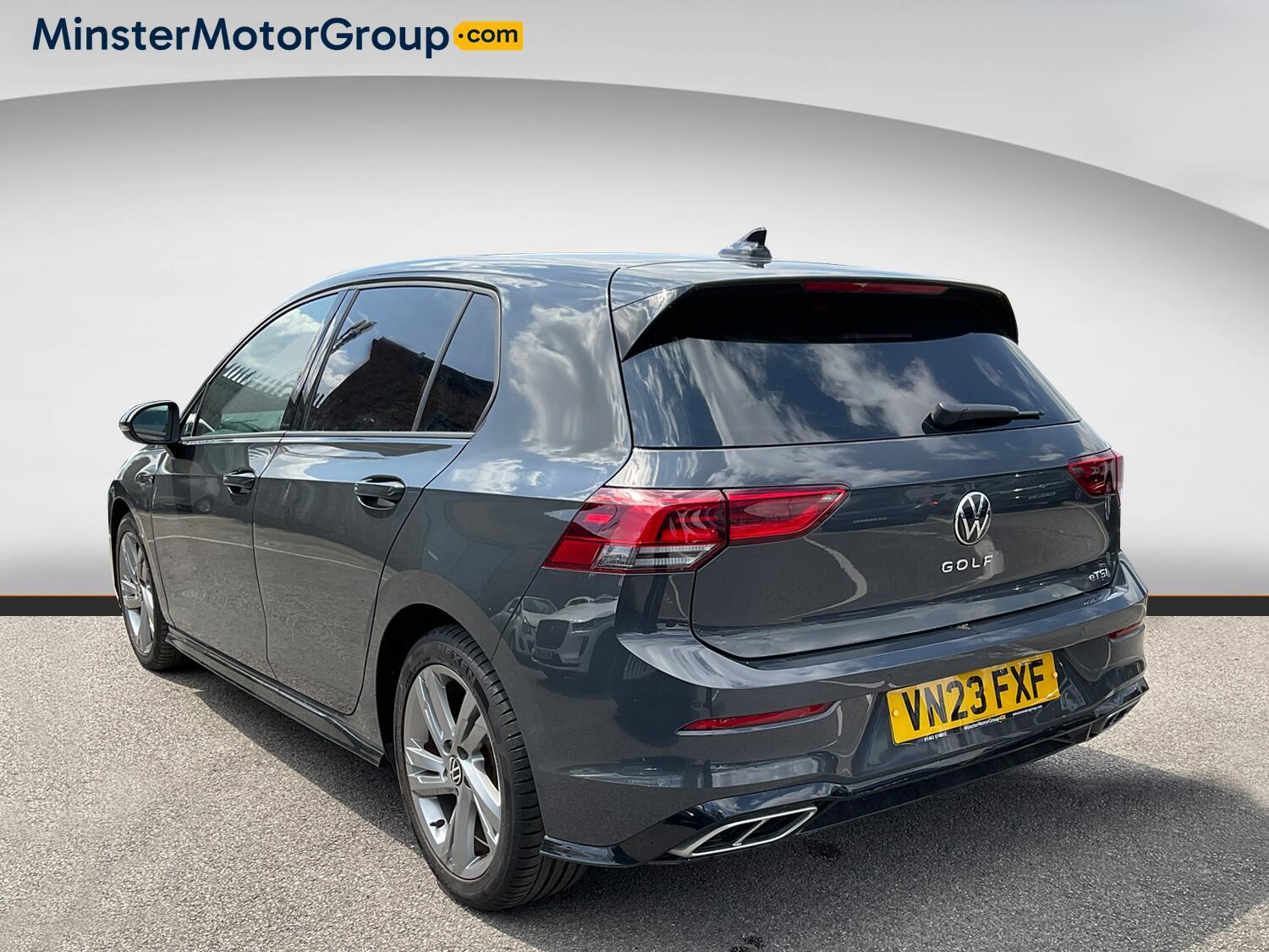 Volkswagen Golf - Image 4