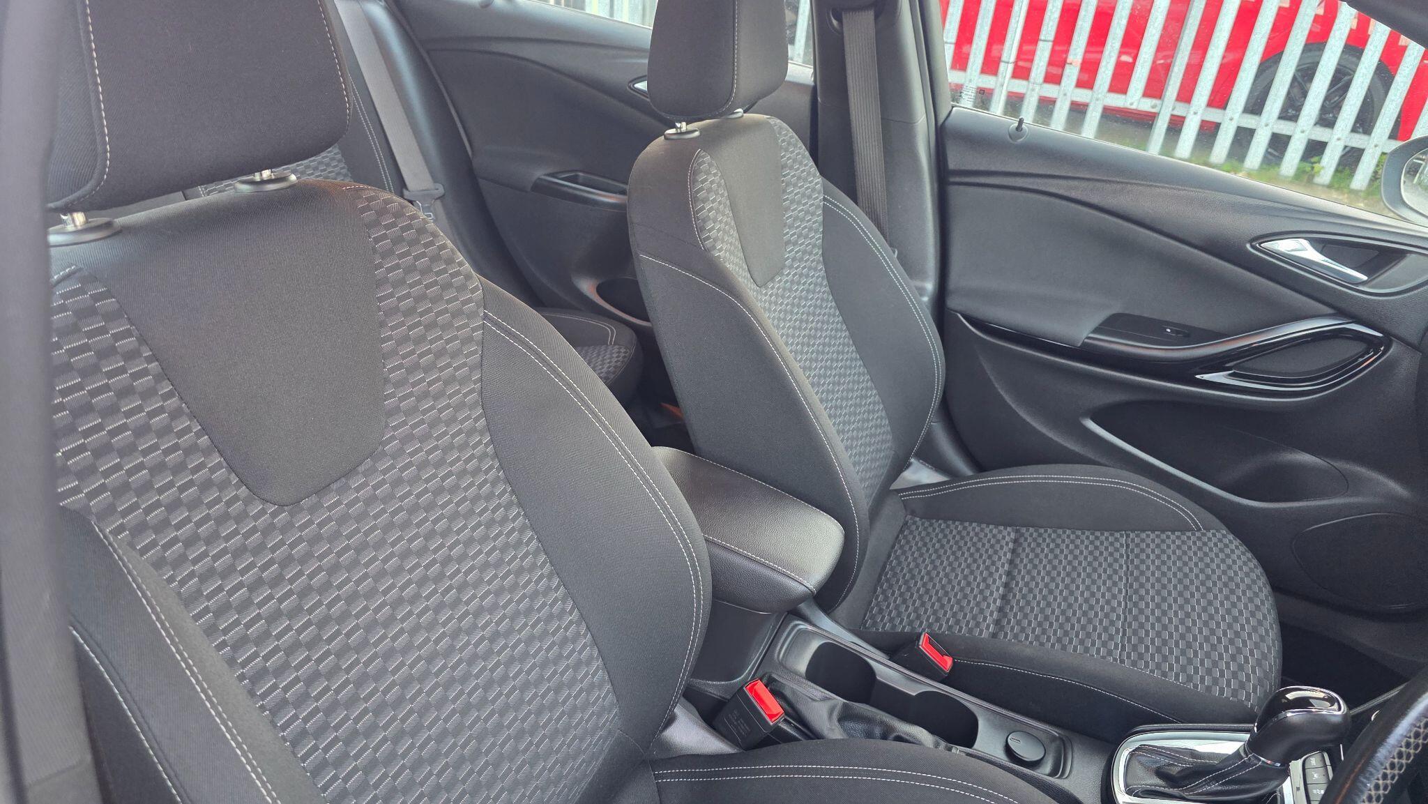 Vauxhall Astra - Image 21