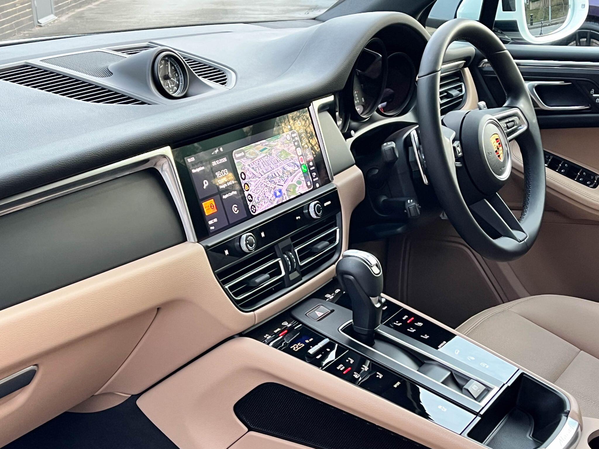 Porsche Macan - Image 5