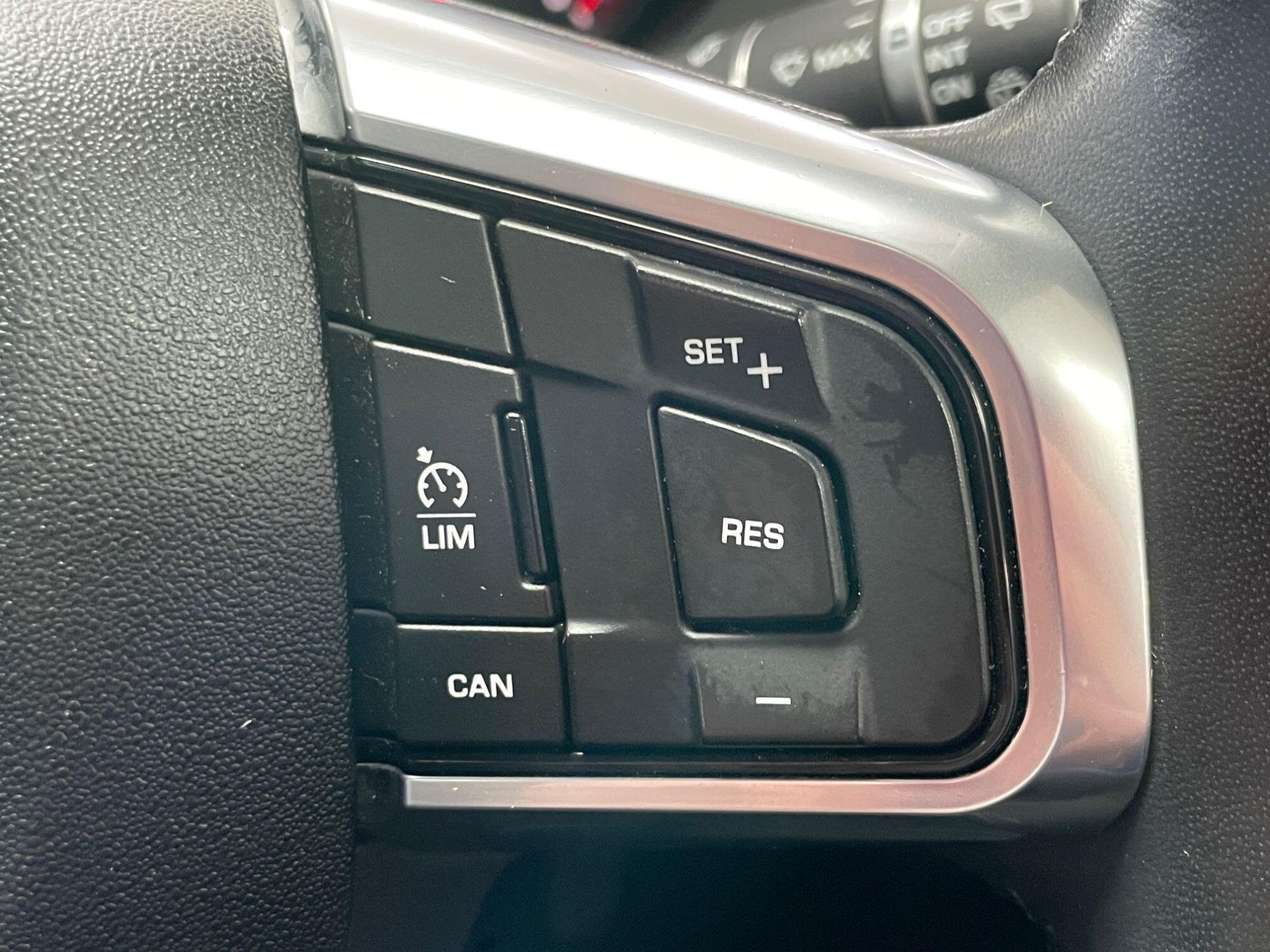 Land Rover DISCOVERY SPORT - Image 38