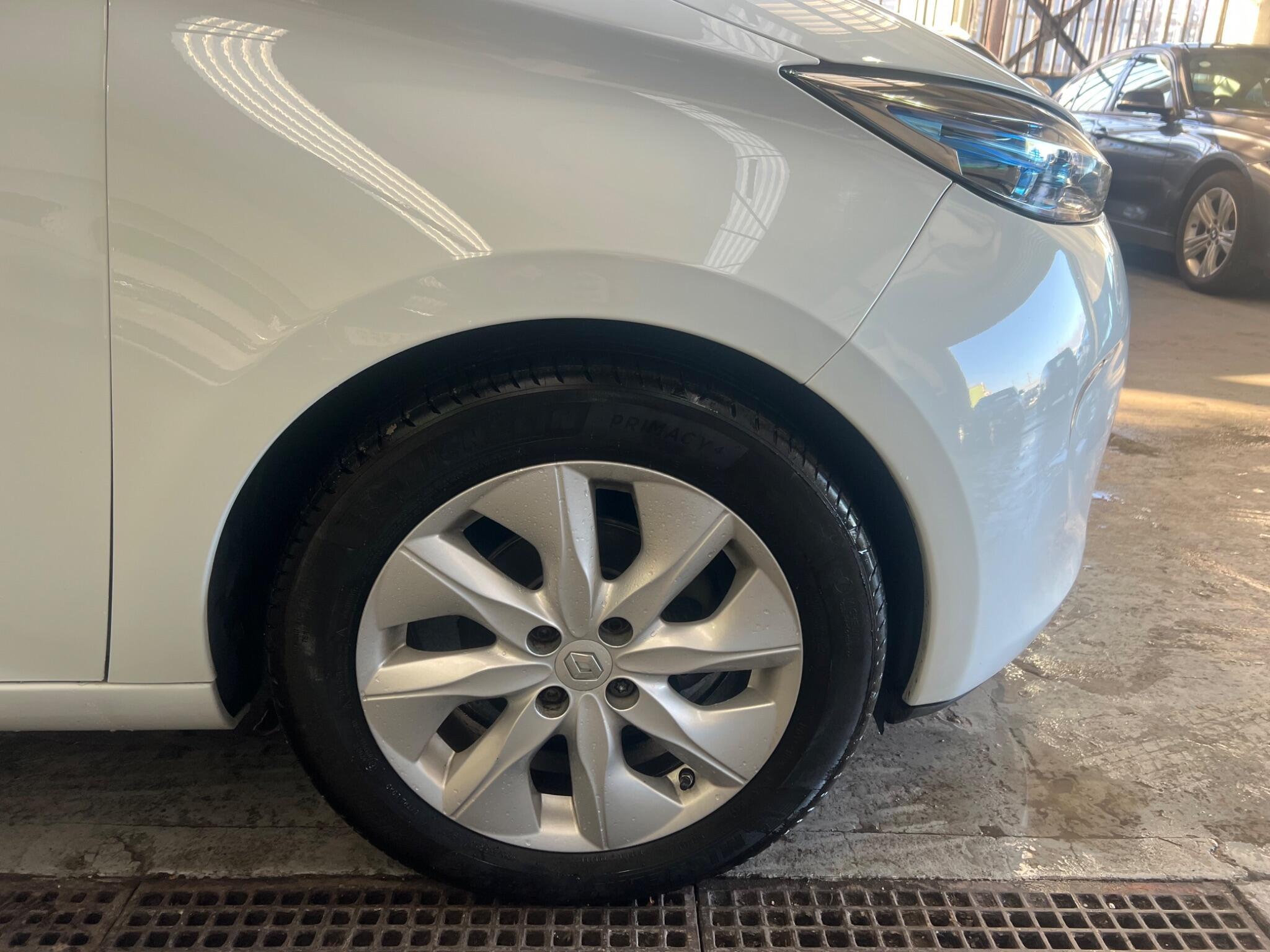 Renault Zoe - Image 31
