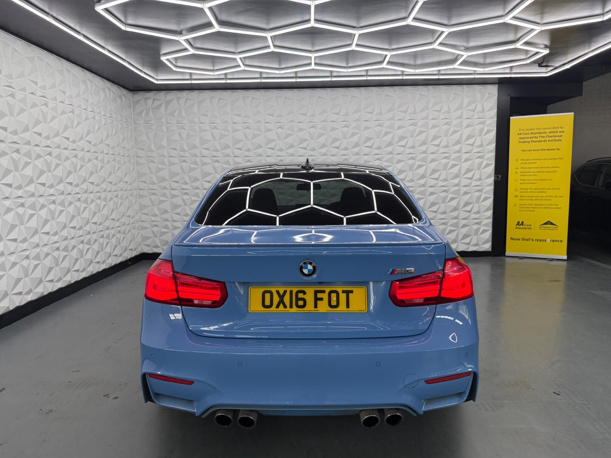 BMW M3 - Image 11