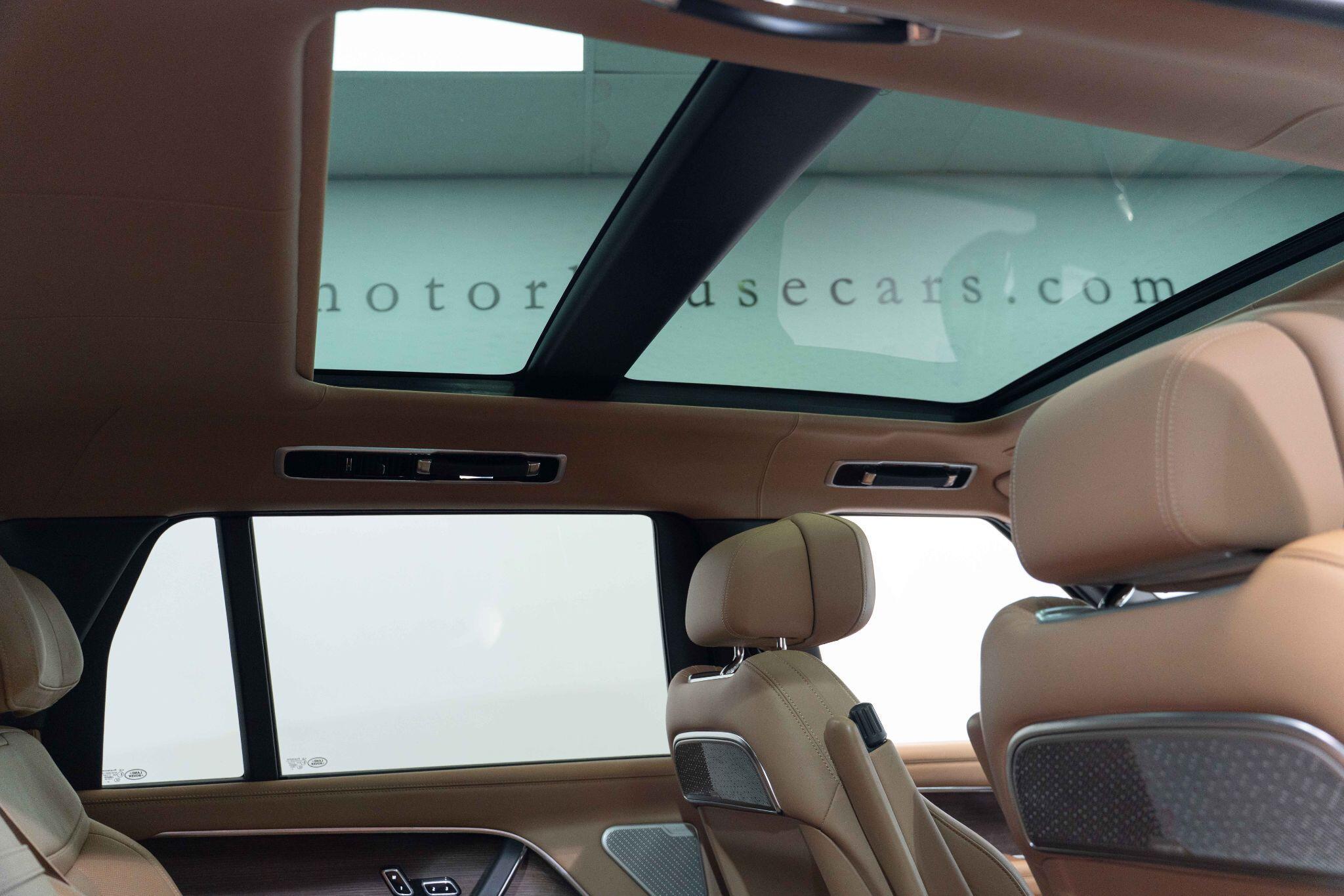 Land Rover Range Rover - Image 17